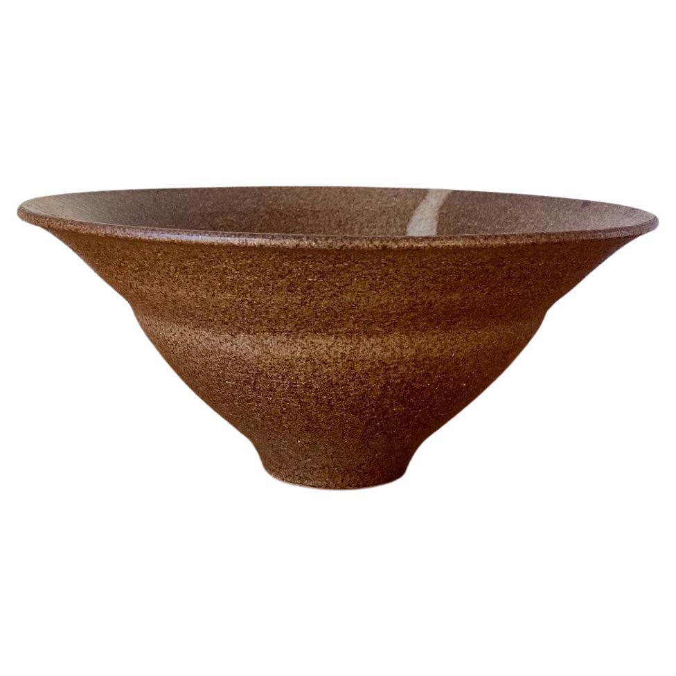 Japanische skulpturale Schale aus der Mitte des Jahrhunderts im Angebot