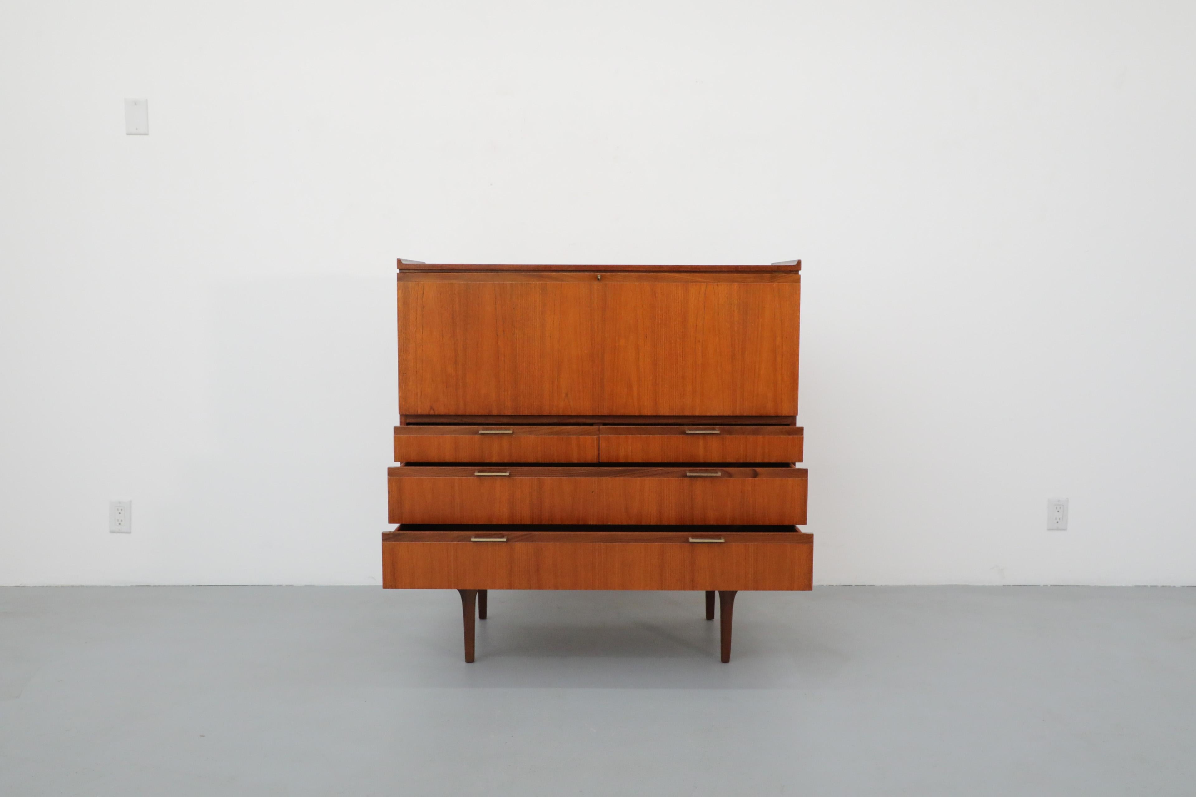Mid-Century Japanese Style Desk and Dresser by Meredew with Solid Teak Legs In Good Condition In Los Angeles, CA