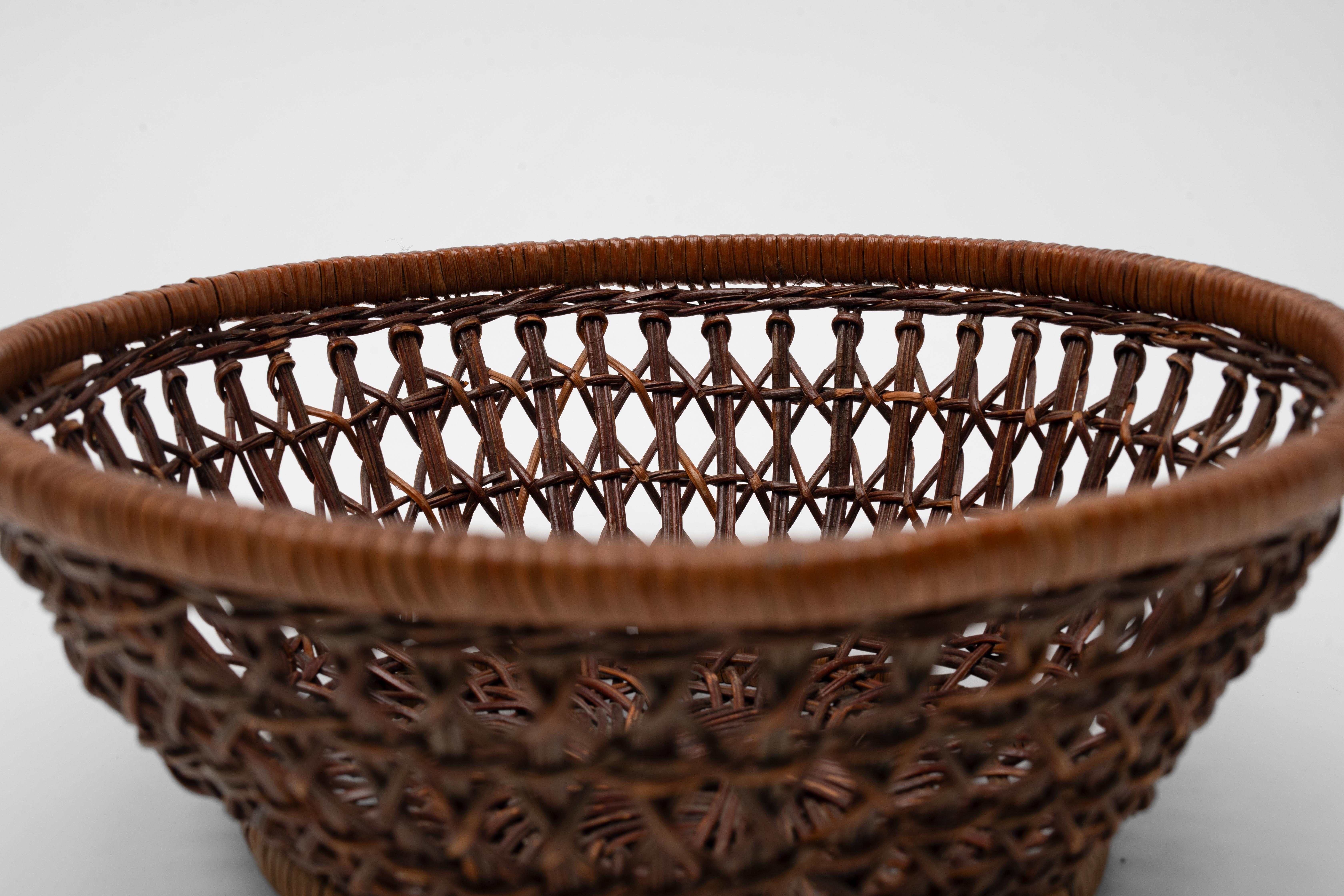 Mid Century Japanese Woven Bamboo Basket Folk Art For Sale 2