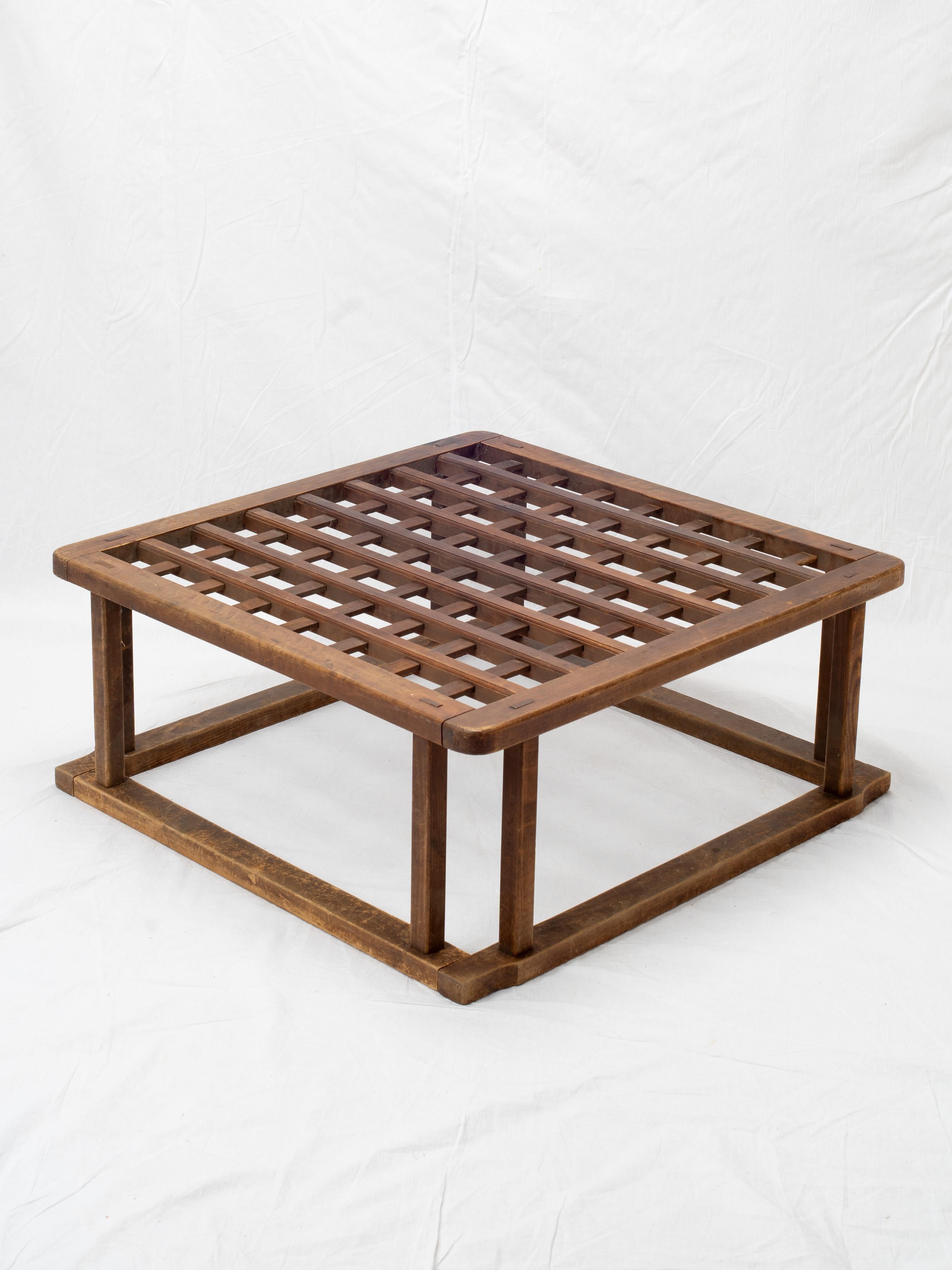 Minimaliste Table basse japonaise zen Hinoki Kotatsu du milieu du siècle dernier en vente