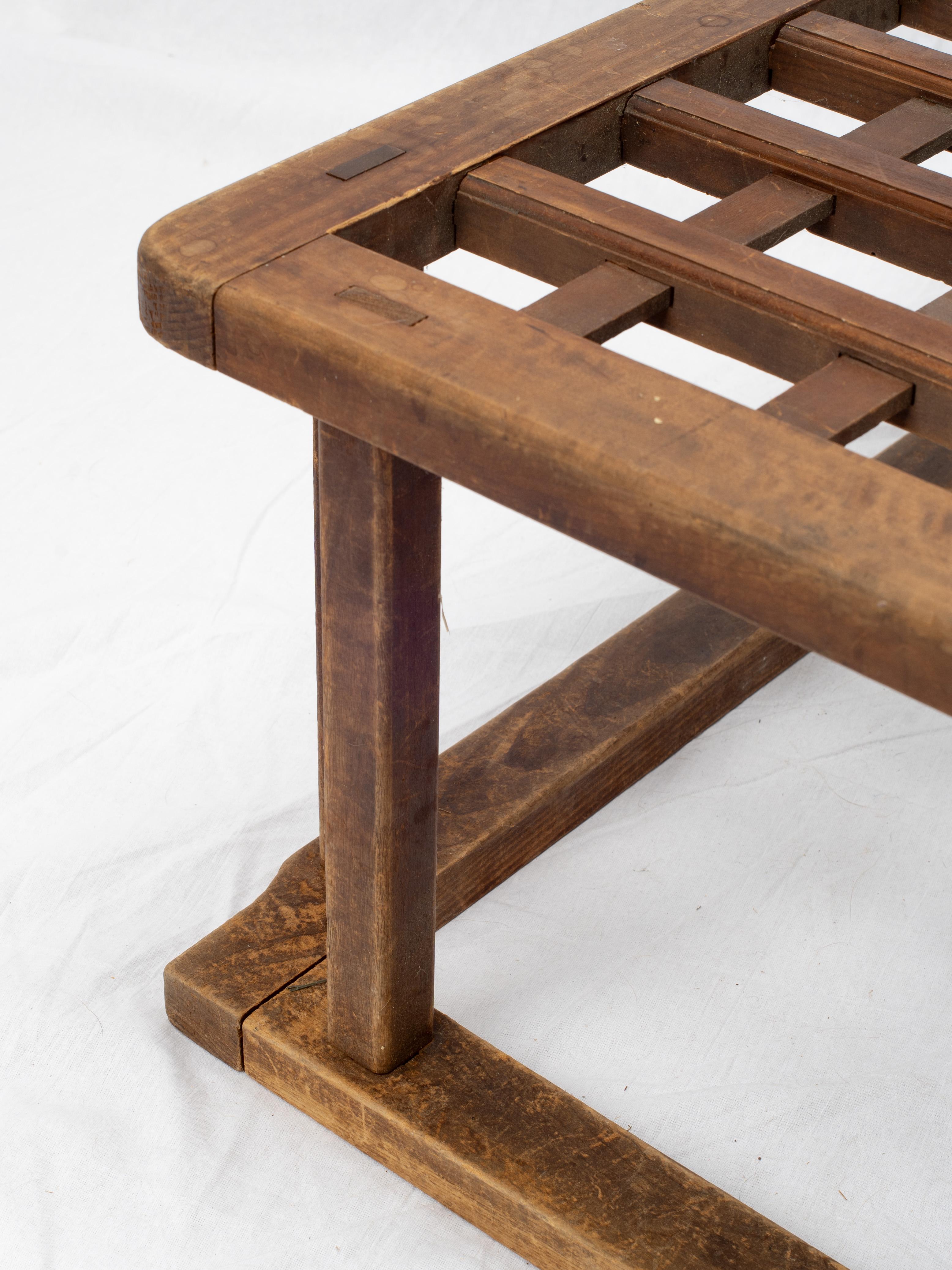 Travail du bois Table basse japonaise zen Hinoki Kotatsu du milieu du siècle dernier en vente