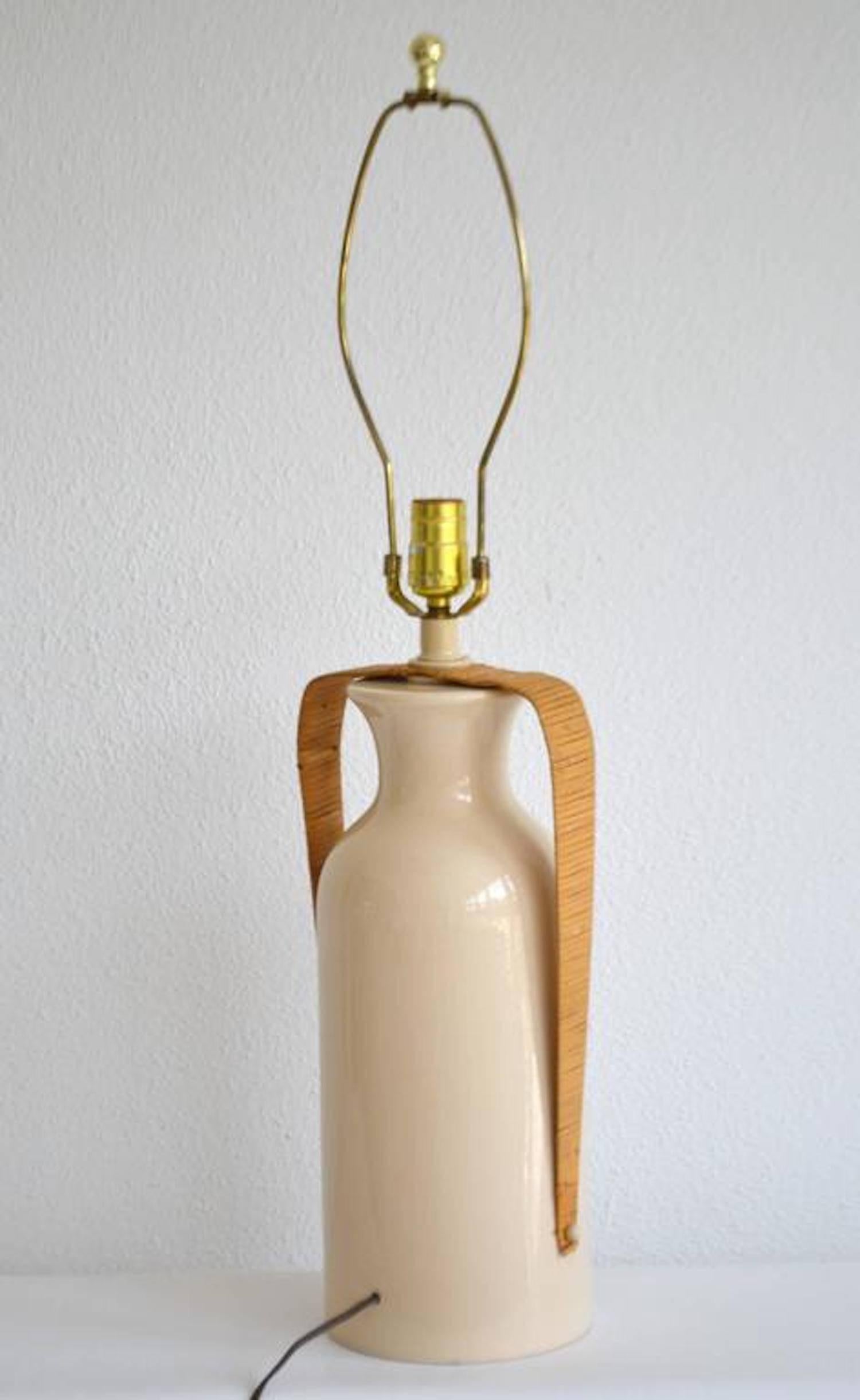 Midcentury Jar Form Table Lamp In Excellent Condition In West Palm Beach, FL