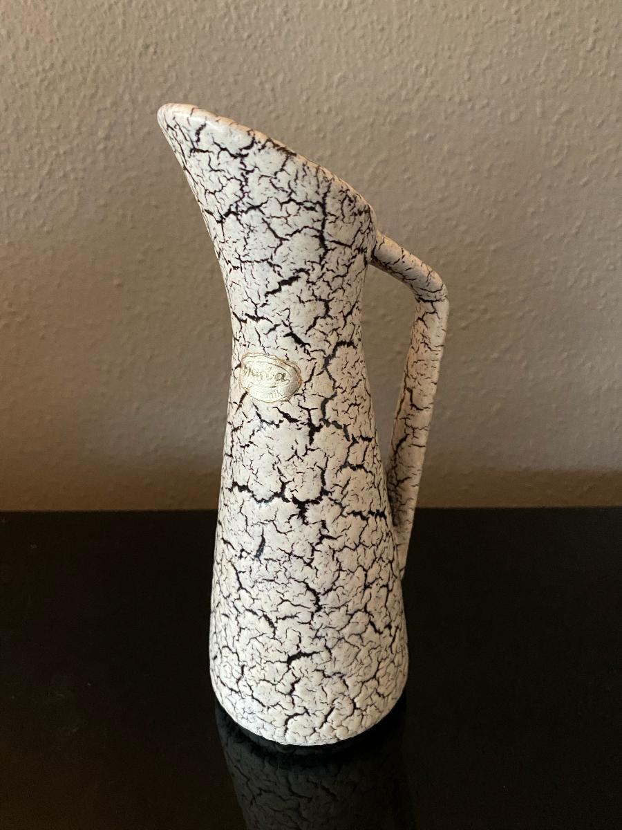 Nice Jasba Vase with original sticker/label with the name Jasba Keramik. This vase and its black and white crackle glaze decor are typical for the early sixties.
