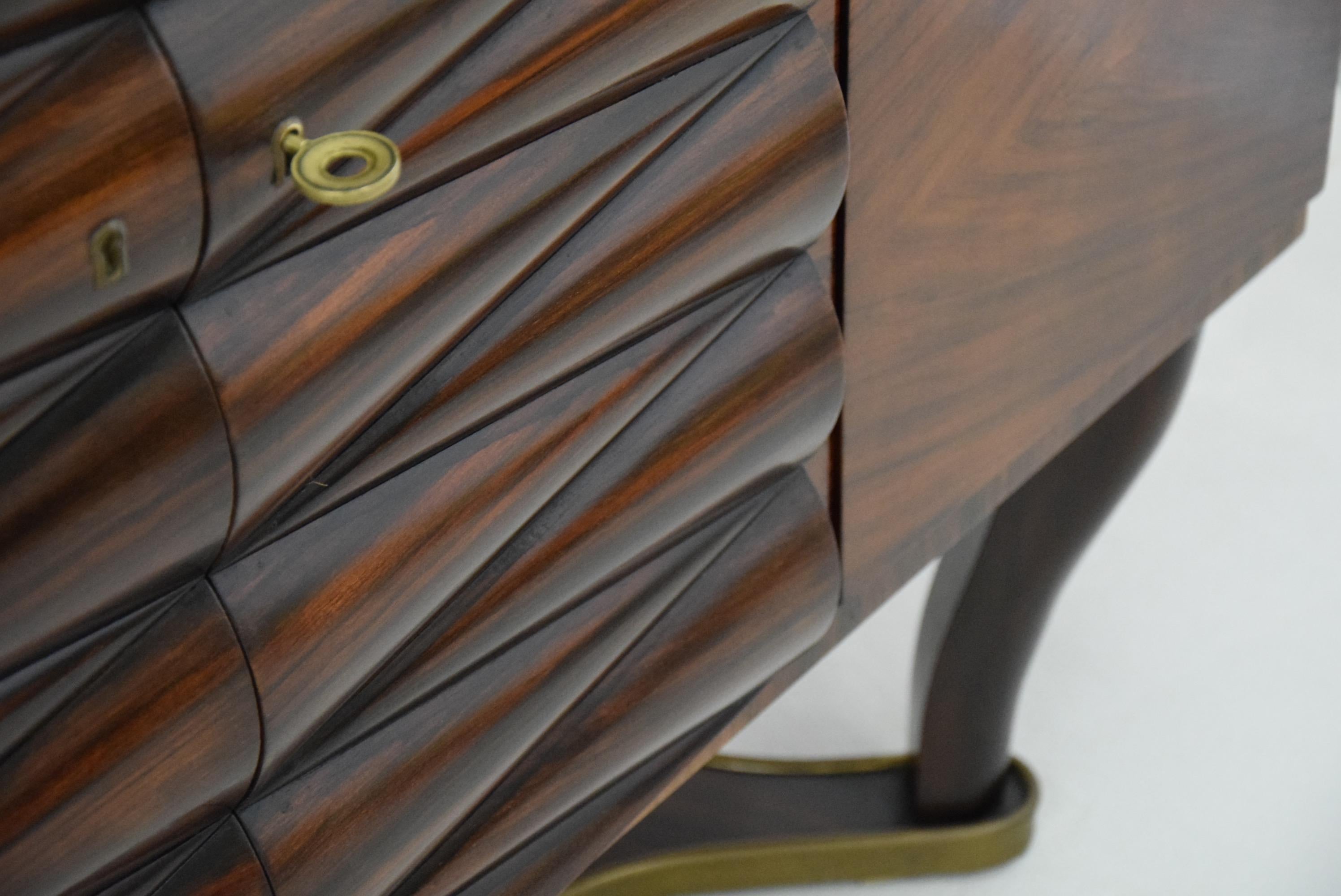 Mid Century  Jatoba, Brass and Glass Dry Bar by Osvaldo Borsani. For Sale 4