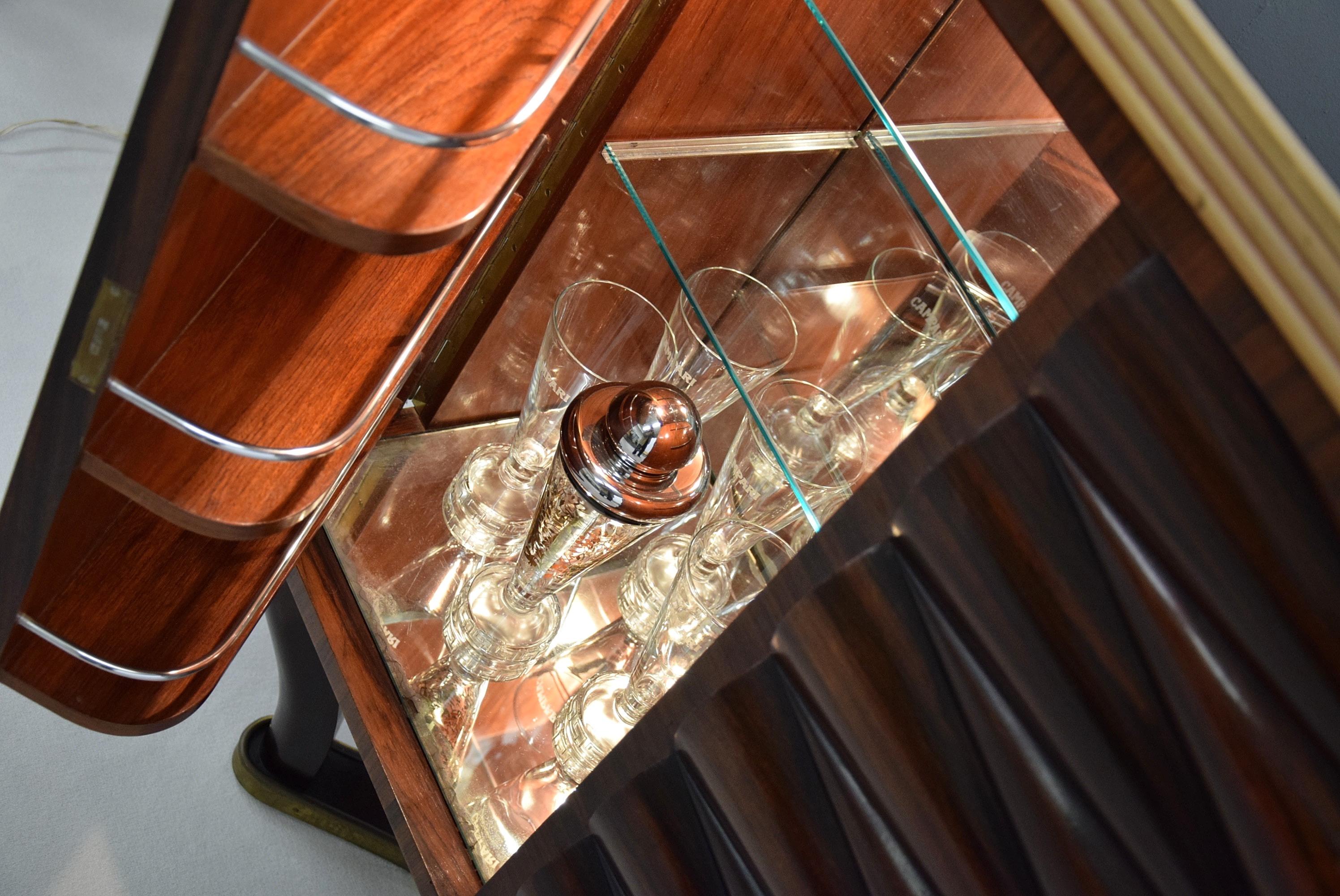 Mid Century  Jatoba, Brass and Glass Dry Bar by Osvaldo Borsani. For Sale 1