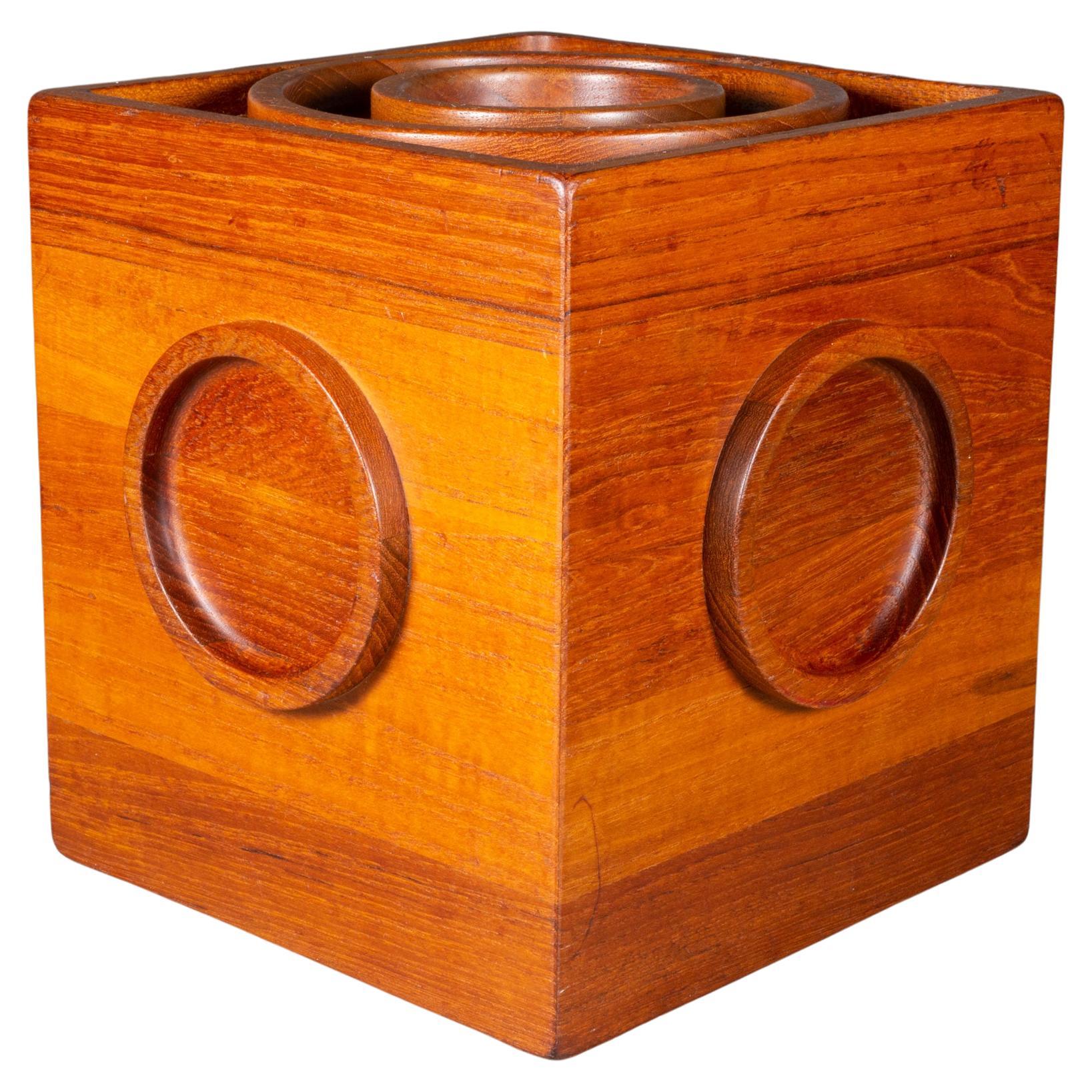 Mid-century Jens Quistgaard for Danks Cube Ice Bucket c.1960 (FREE SHIPPING) For Sale