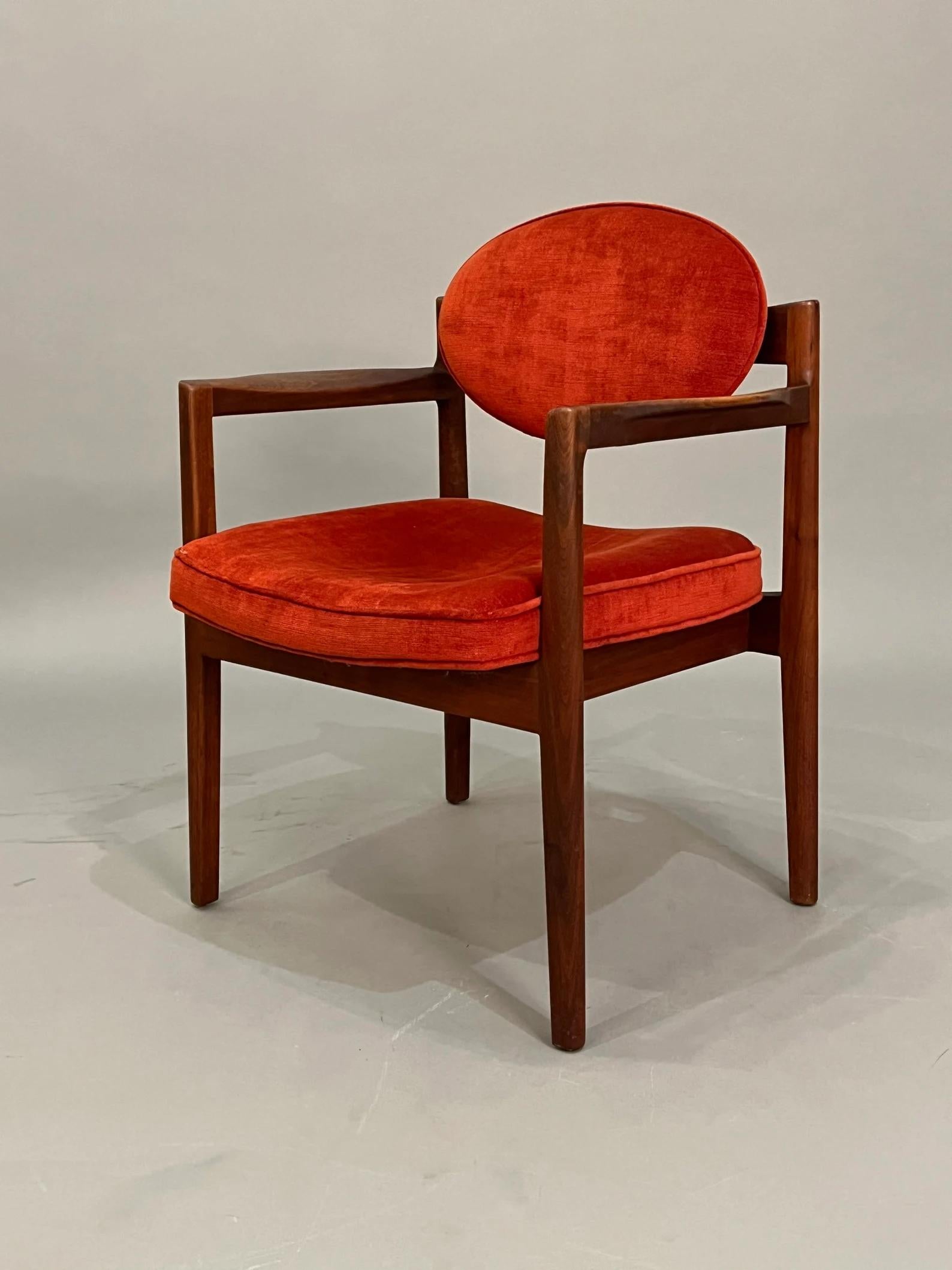Midcentury, Jens Risom Office / dining chair original Upholstery 1960s
Arm to Arm 26” inches 
Interior Deep: 23” inches 
Seat height: 18” inches 
High-back: 33” inches 
Arms height: 26” inches.