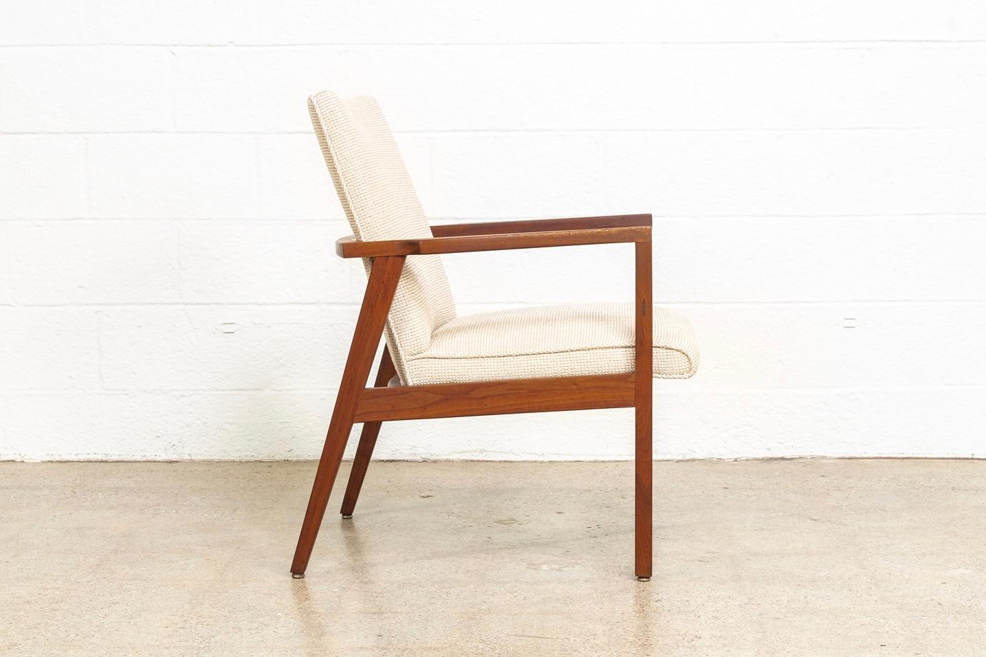 American Midcentury Jens Risom Upholstered Lounge Chair, 1960s For Sale