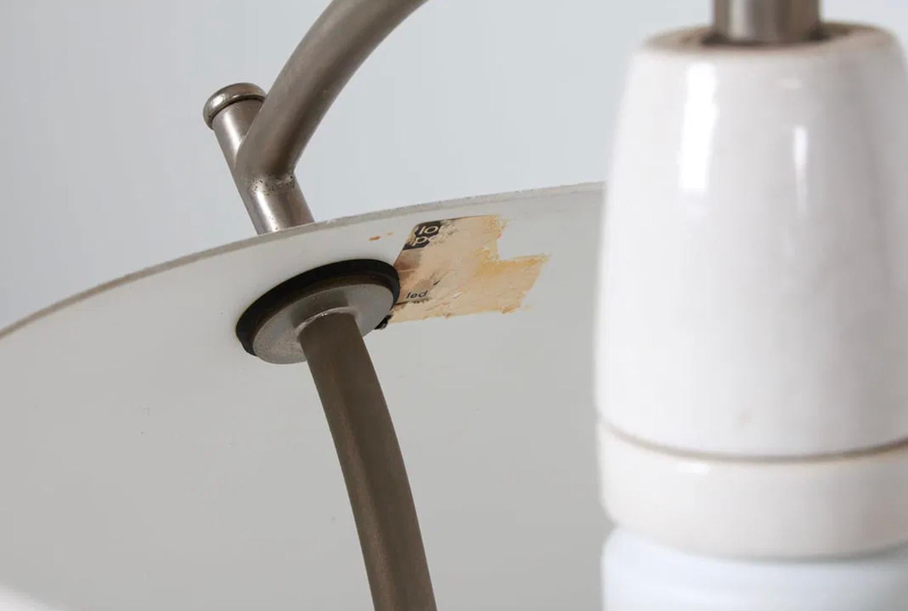 Mid century JH 604 Pendant Lamp by Hans Wegner for Louis Poulsen 1960 In Good Condition For Sale In Brooklyn, NY