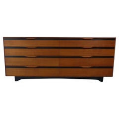 Mid century John Kapel for Glenn of California 8 drawer walnut Dresser Credenza