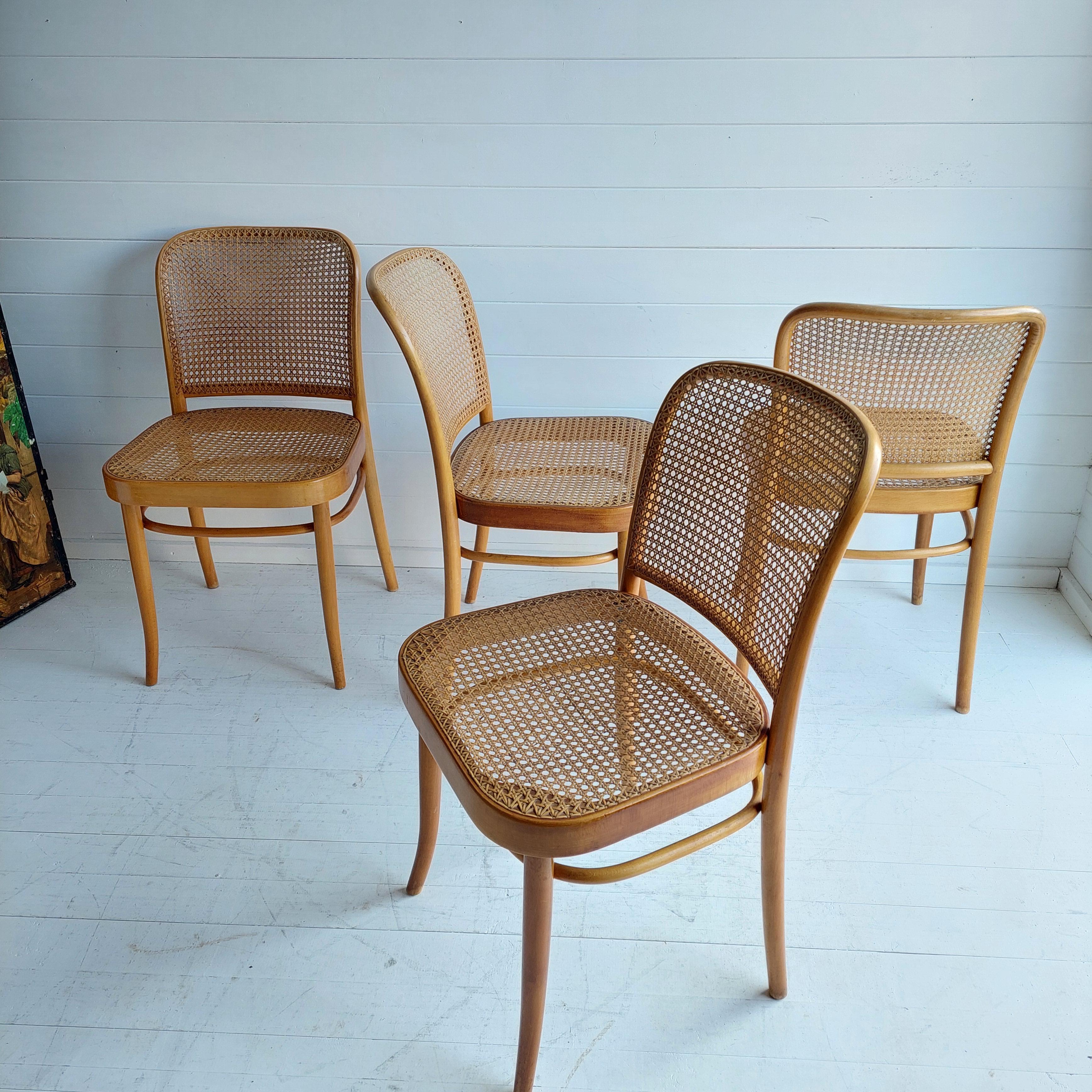 Mid Century Josef Hoffmann Thonet ‘Prague' Model 811 Chairs, Drevounia, Set Of 4 In Good Condition In Leamington Spa, GB