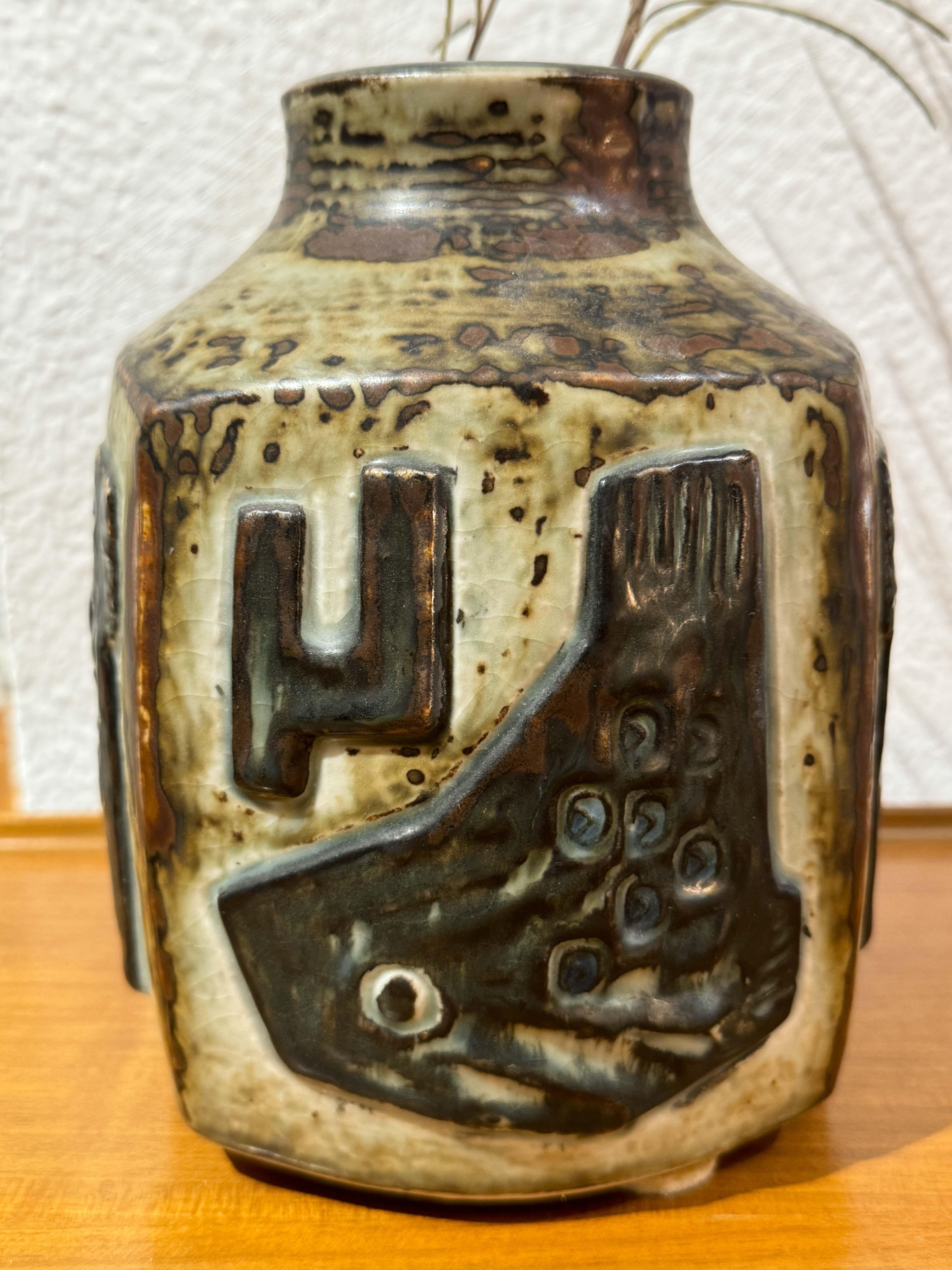 Mitte des Jahrhunderts Jørgen Mogensen - Royal Copenhagen Vase im Zustand „Gut“ im Angebot in BARCELONA, ES