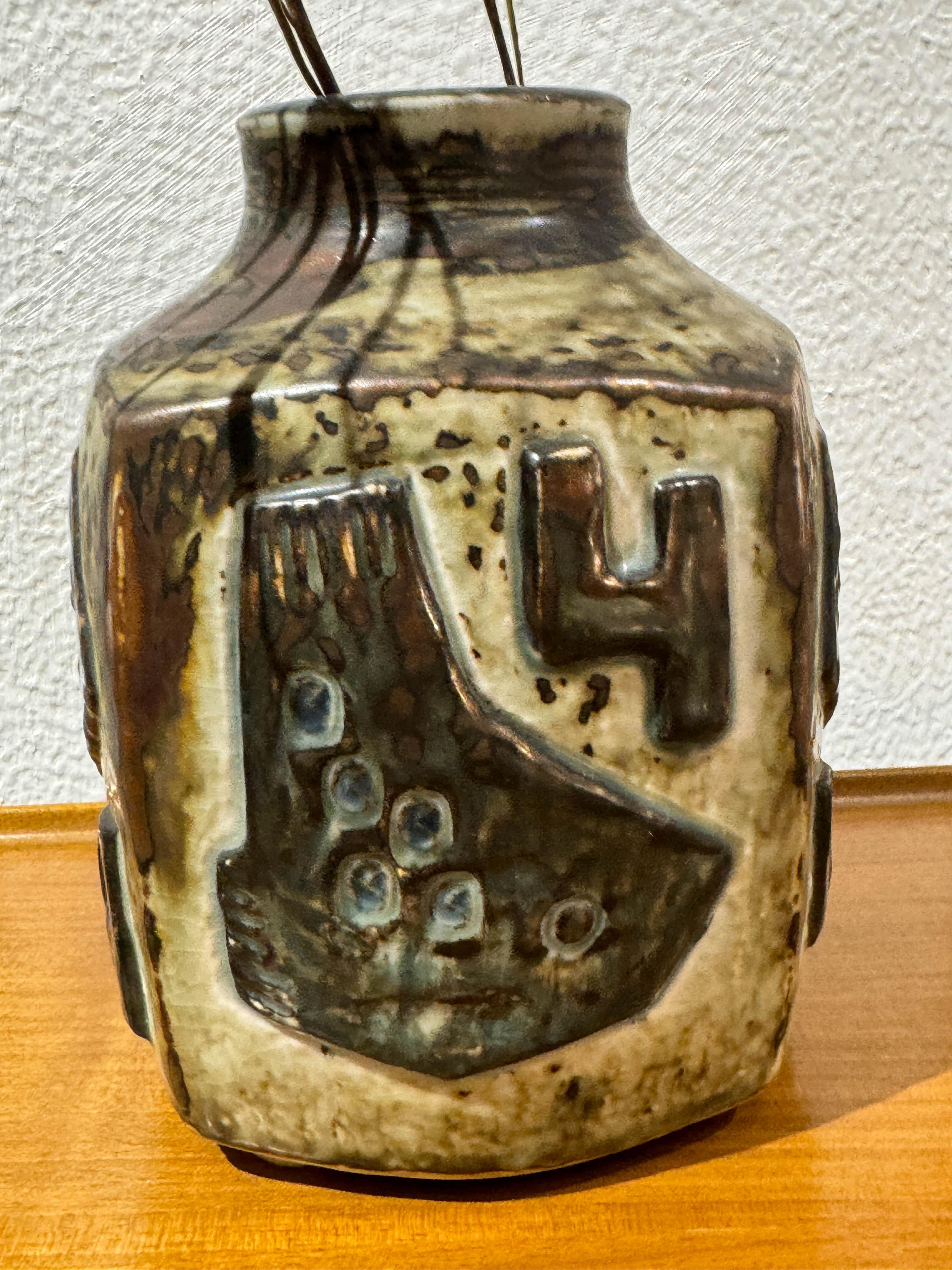 Mitte des Jahrhunderts Jørgen Mogensen - Royal Copenhagen Vase (Porzellan) im Angebot