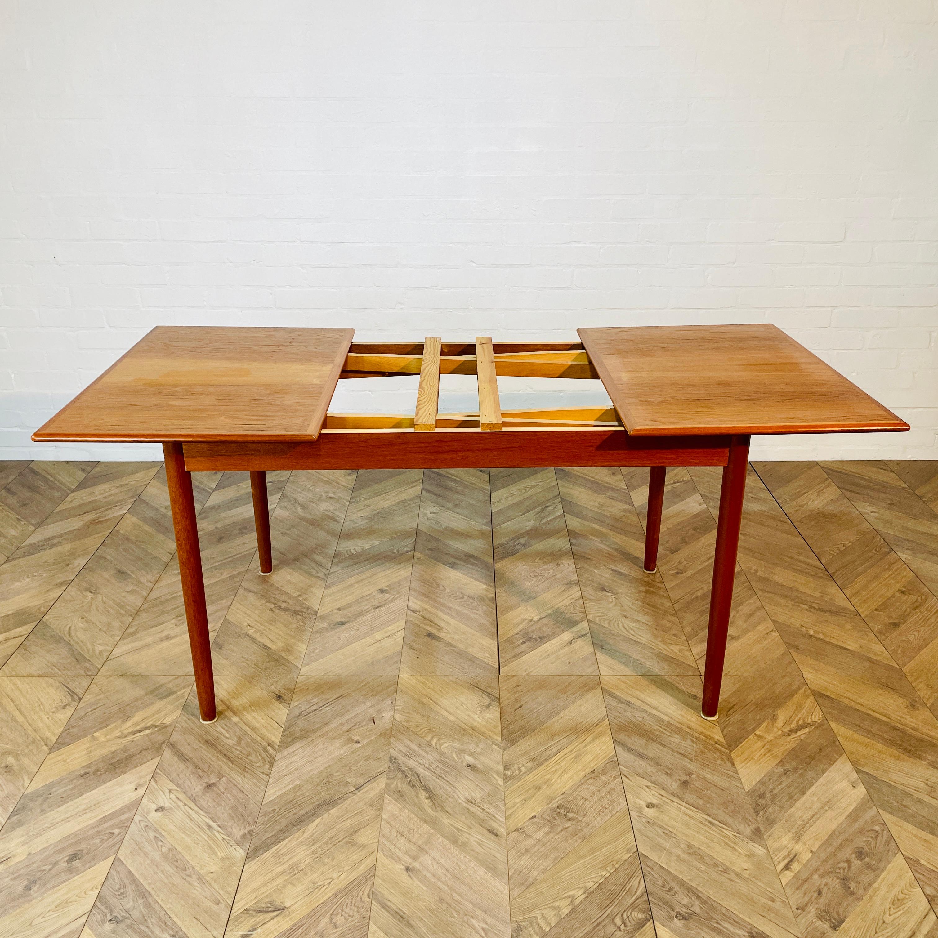 Mid Century K A Jorgensen for A/S Mobelfabrik Extending Draw-Leaf Dining Table For Sale 3