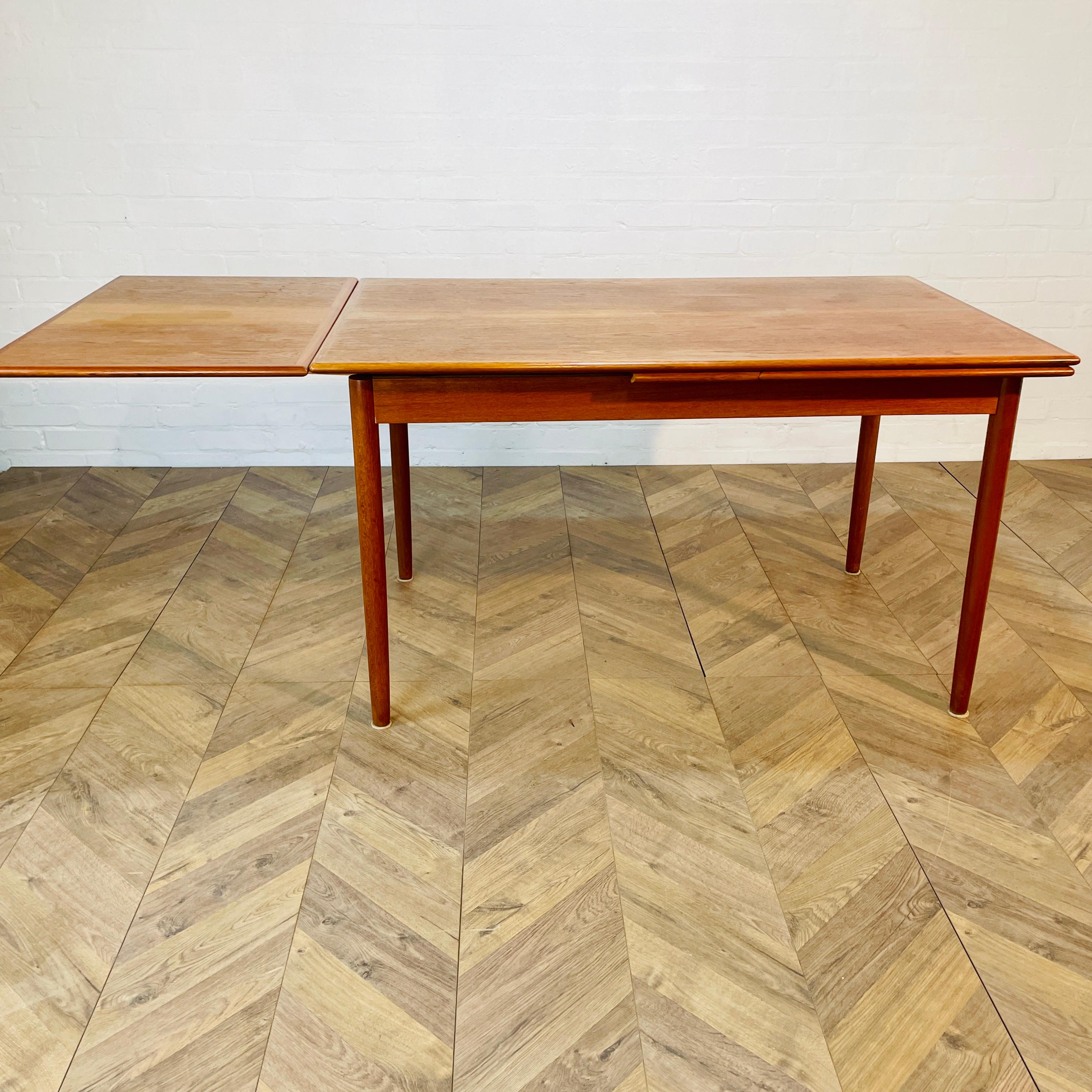 Mid Century K A Jorgensen for A/S Mobelfabrik Extending Draw-Leaf Dining Table For Sale 8