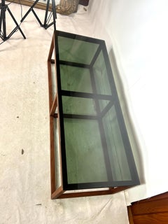 Mesa baja de teca estilo Kai Kristiansen de mediados de siglo