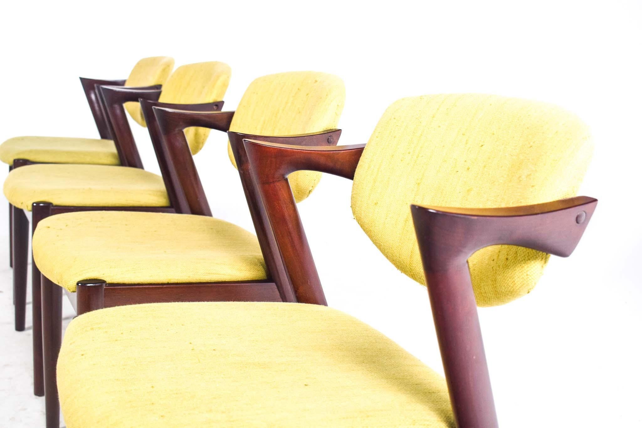 Mid Century Kai Kristiansen Teak Model 42 Dining Chairs In Good Condition In Lisboa, Lisboa