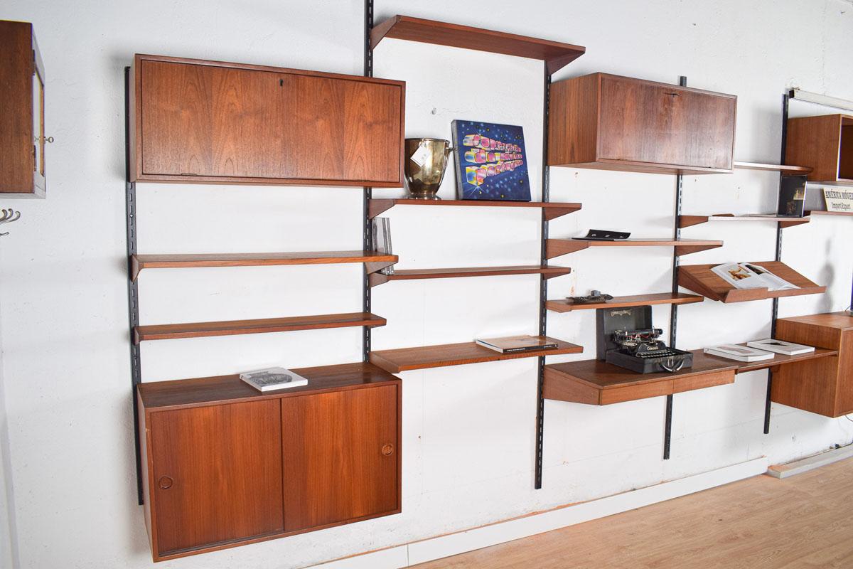 Midcentury Kai Kristiansen Teak Wall Unit System for Feldballes Mobelfabrik In Good Condition In Lisboa, Lisboa
