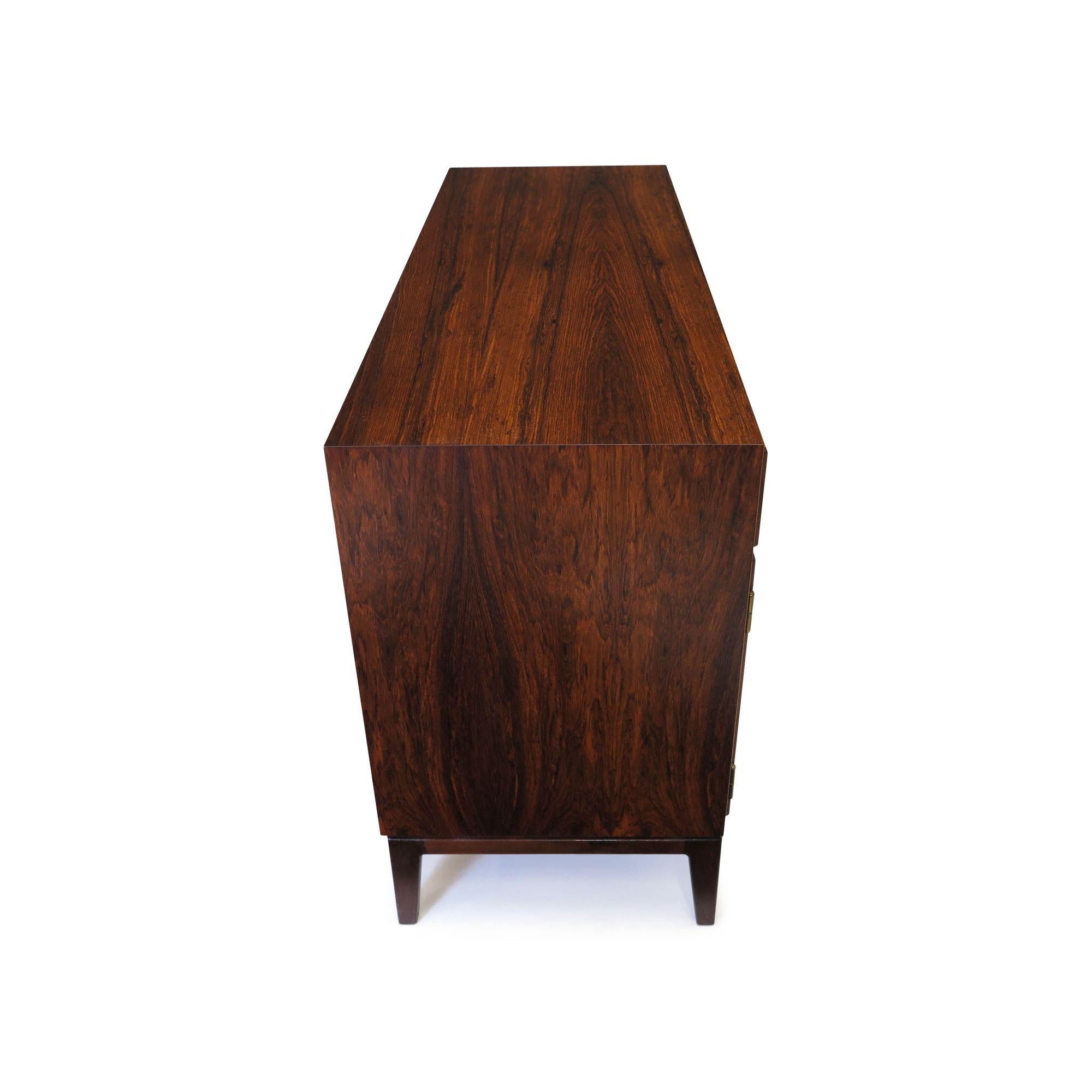 Mid-century Kai Winding Danish Rosewood Cabinet For Sale 1