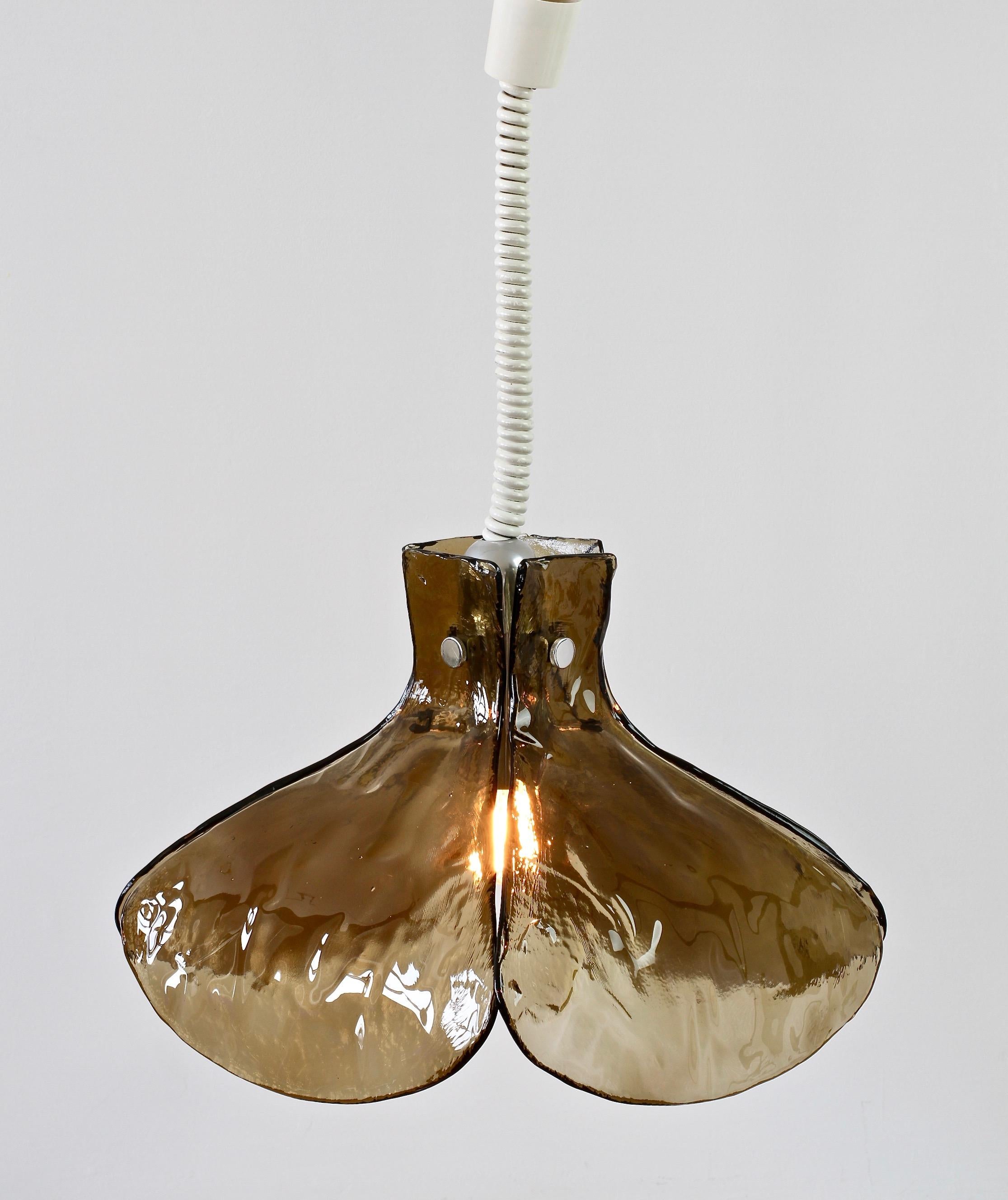 Austrian Mid-Century Kalmar 'Flower' Petal Mazzega Toned Glass Pendant Light, 1970s For Sale