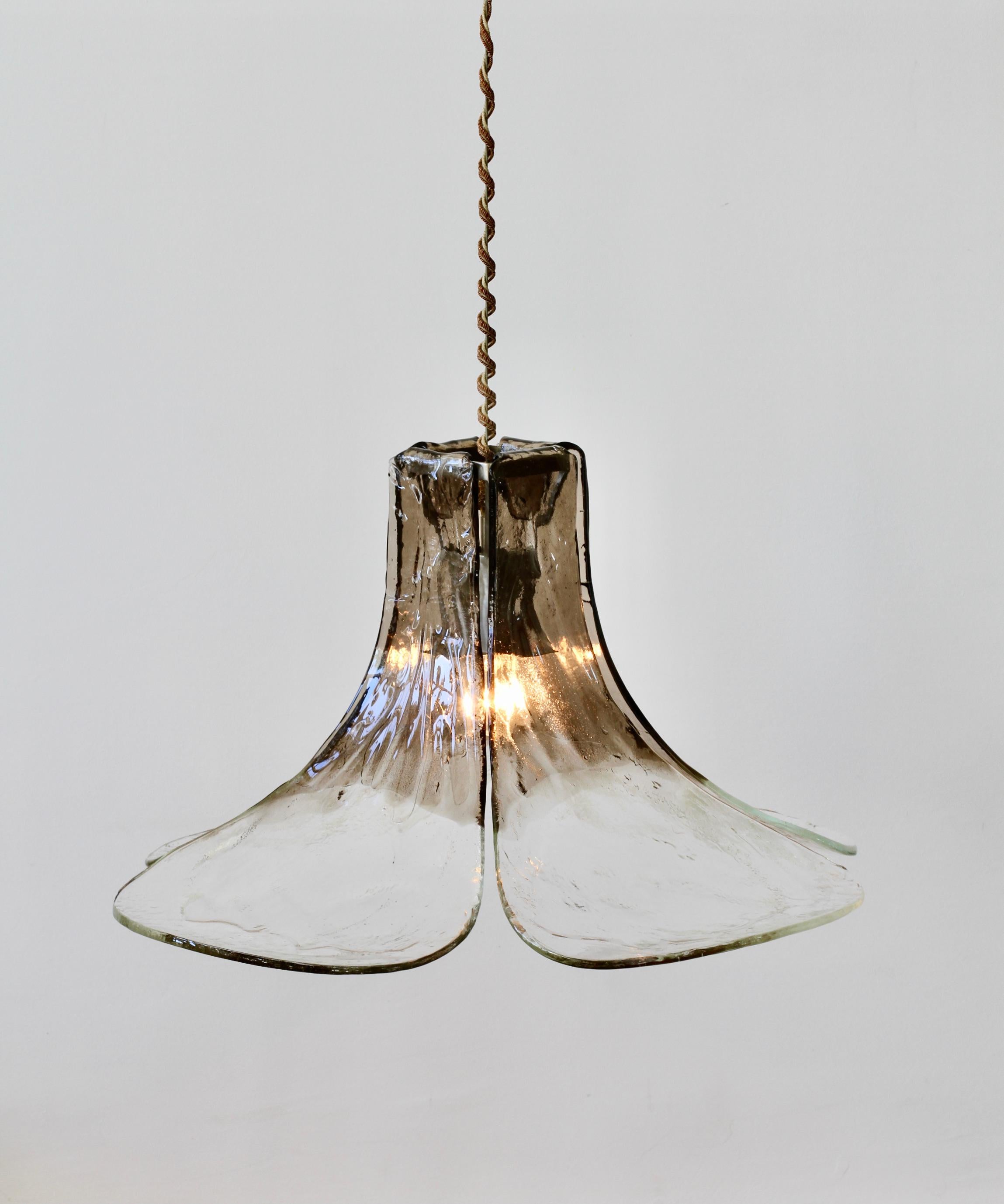 Mid-Century Kalmar 'Flower' Petals Mazzega Murano Glass Pendant Light For Sale 2