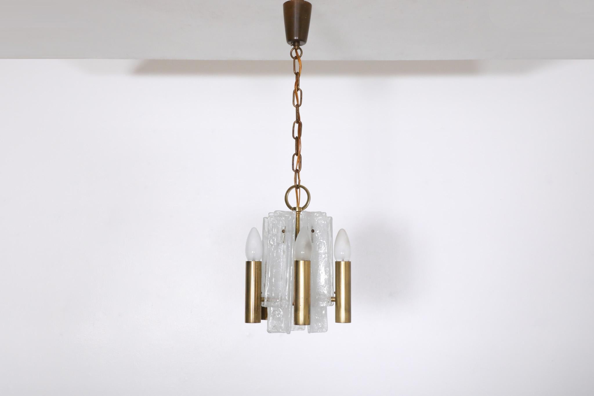Mid-Century Kalmar Slumped Ice Glass and Brass Pendant Light In Good Condition For Sale In Los Angeles, CA