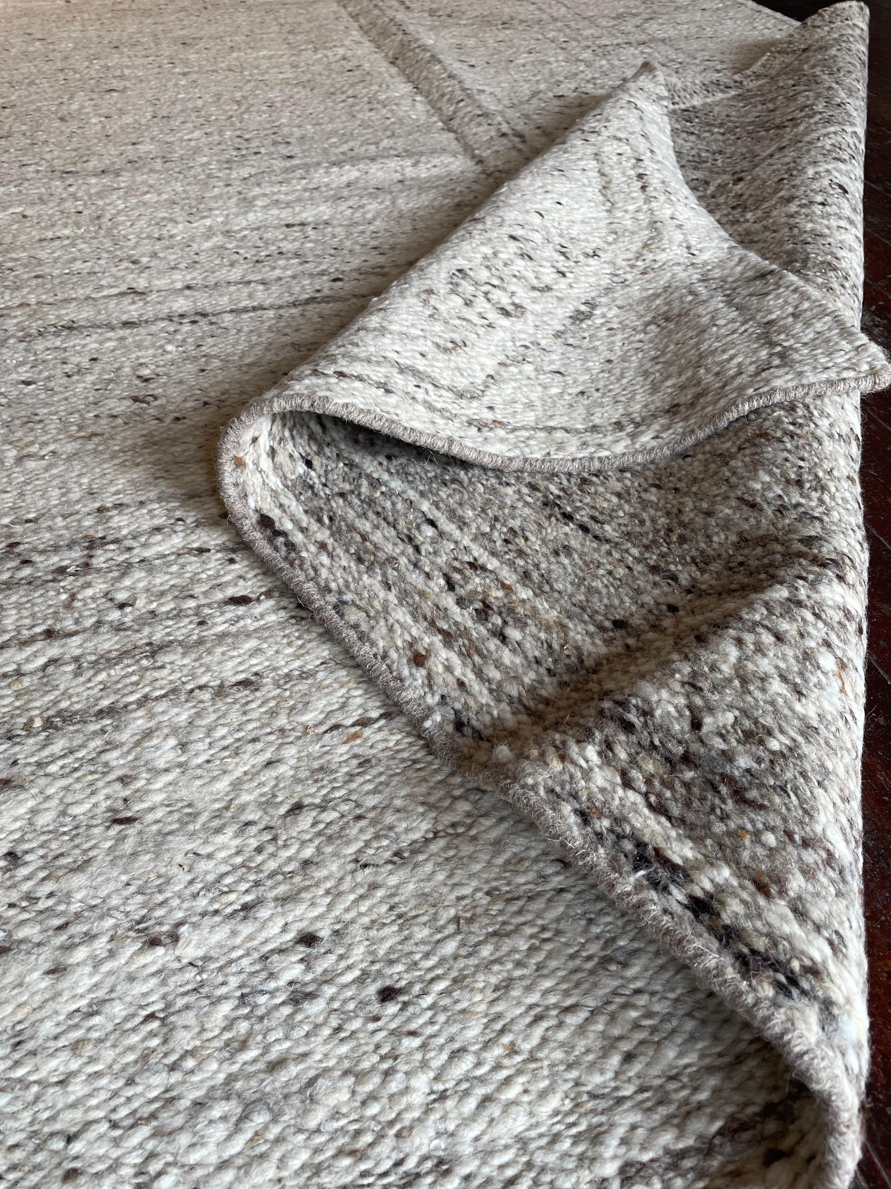 Hand-Woven Mid Century Kars For Sale