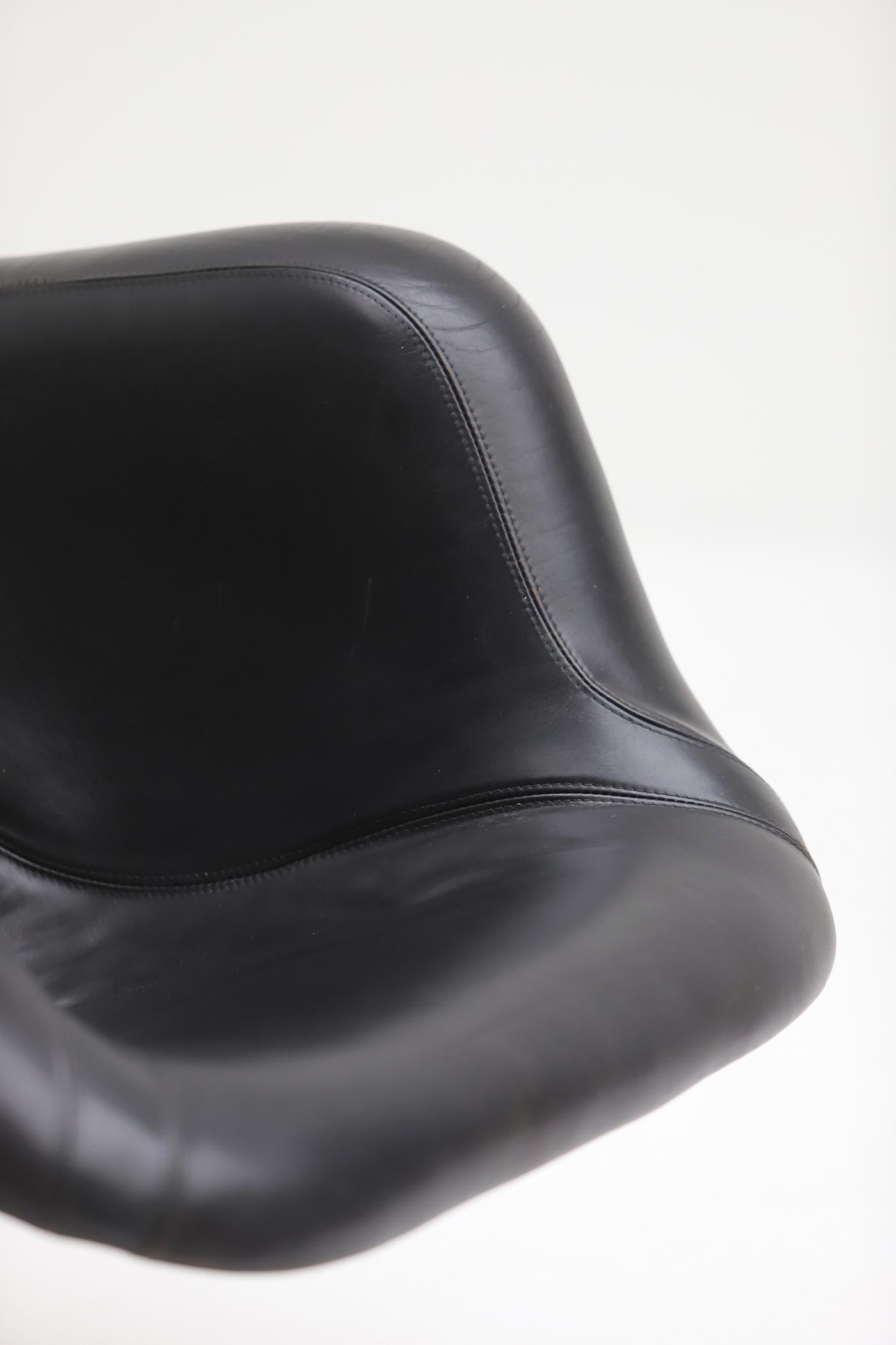 Mid-century 'Karuselli' Lounge Chair by Yrjö Kukkapuro for Avarte Finland, 1960s For Sale 7
