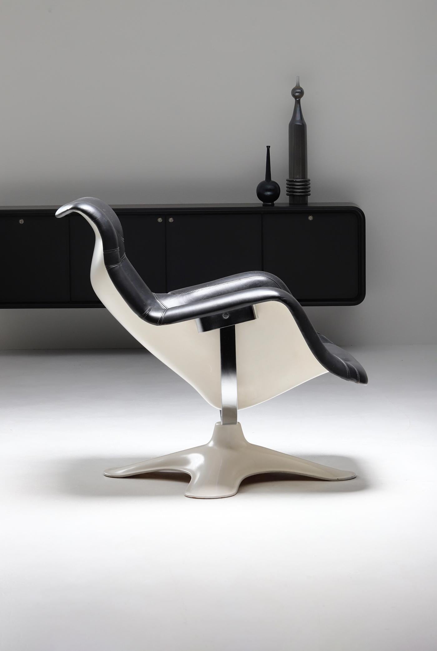 Yrjö Kukkapuro is a renowned Finnish furniture designer and interior architect, celebrated for his innovative designs, including the iconic Karuselli lounge chair. Recognized as one of the most influential modernists in Finnish furniture design,