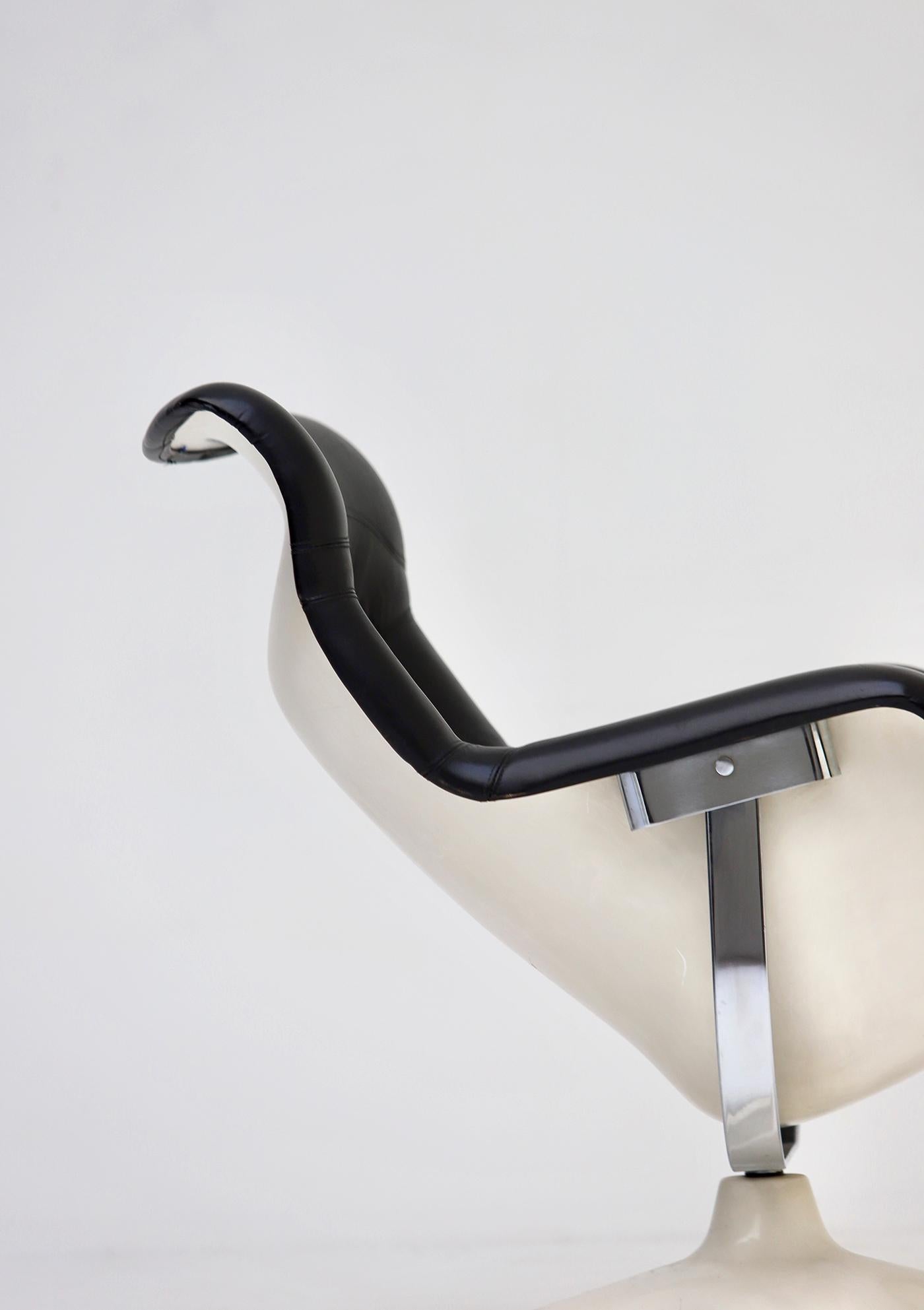 Mid-20th Century Mid-century 'Karuselli' Lounge Chair by Yrjö Kukkapuro for Avarte Finland, 1960s For Sale
