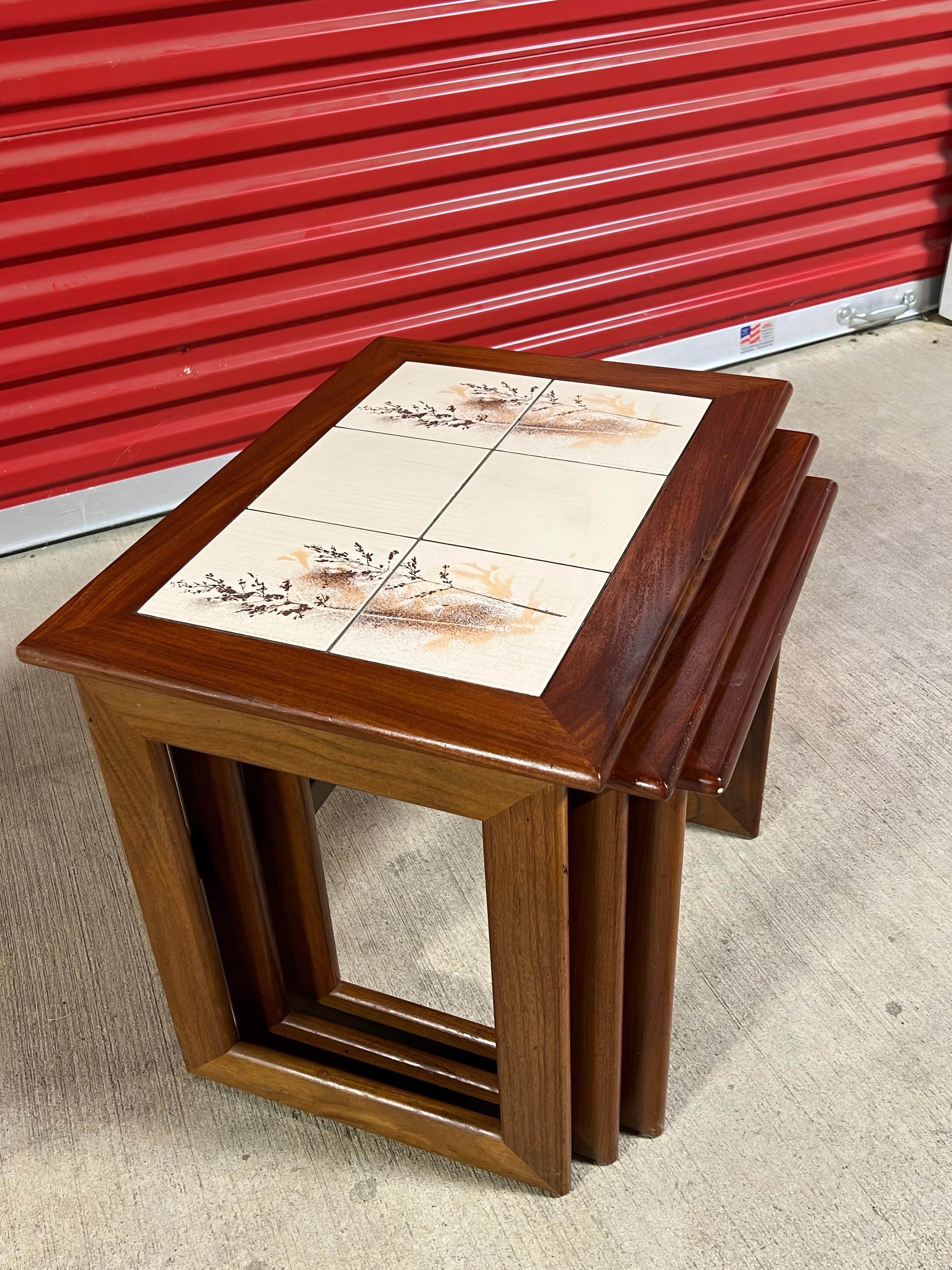 Wood Mid Century Keith Eatwell Tiled Nesting Tables - Set of 3 For Sale