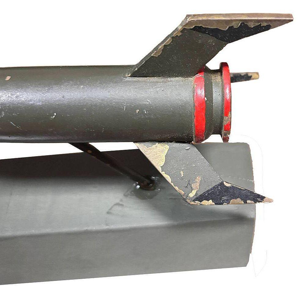 Prototipo di caccia a reazione Kfir di metà secolo Modello da scrivania dell'aeronautica militare israeliana in vendita 1