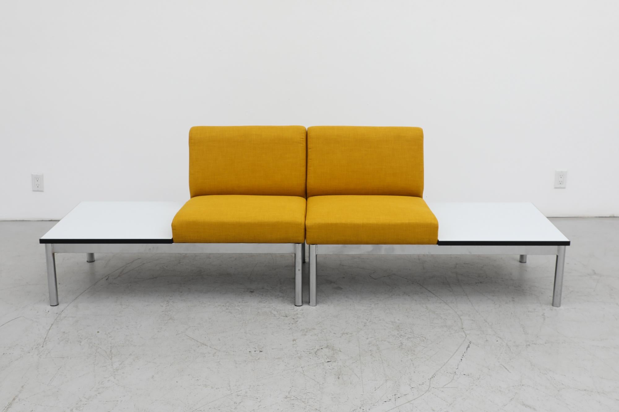Silla Amarilla de Mitad de Siglo Estilo Kho Liang Ie con Mesa Conectada en venta 11