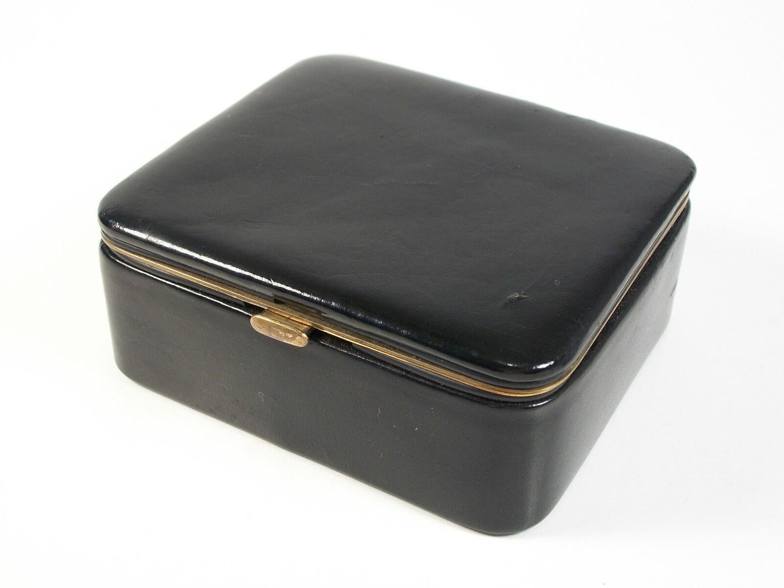 Mid Century Kid Leather Jewelry Box/Organizer - West Germany - Circa 1960's For Sale 3