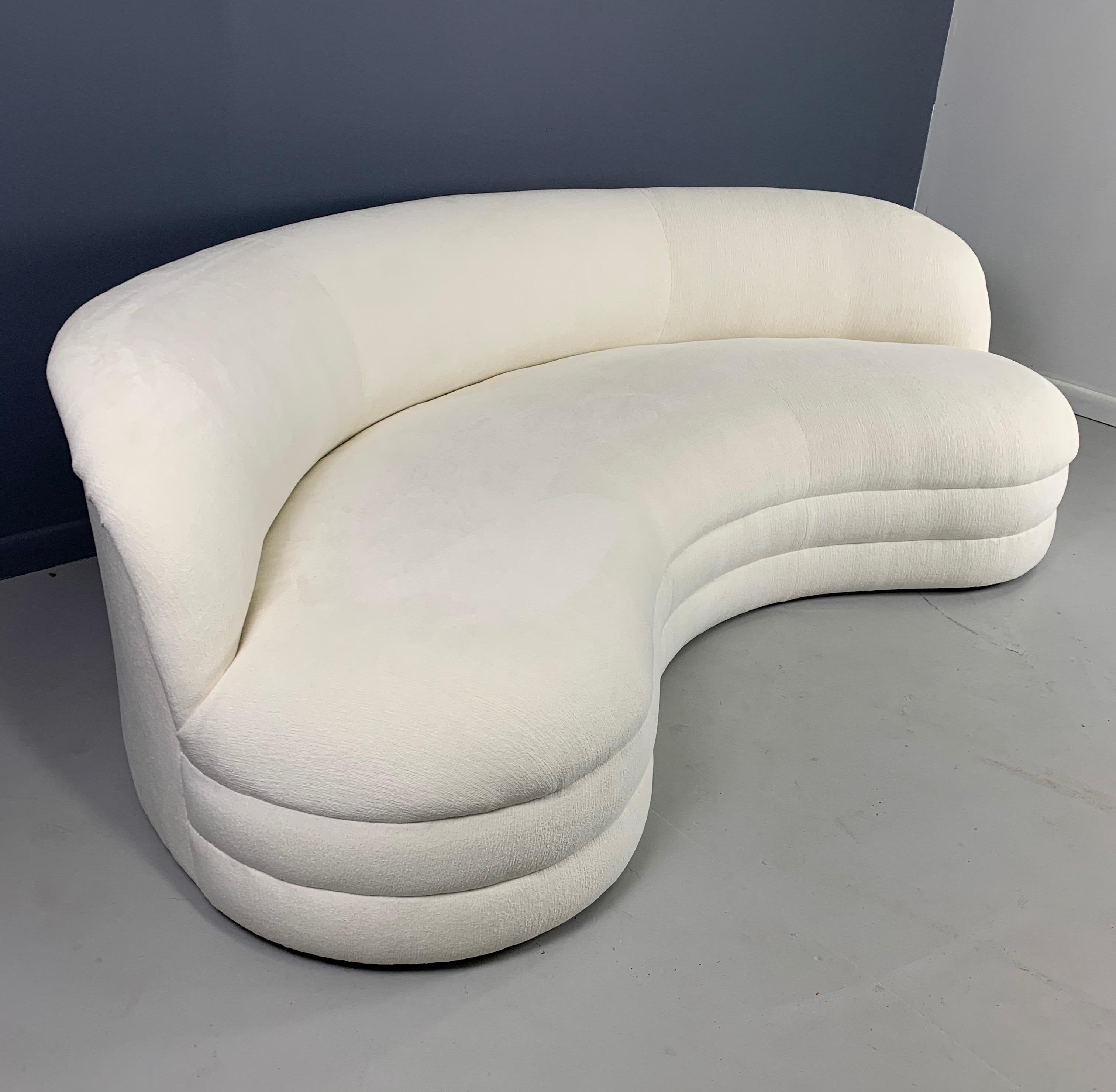 Mid Century Niere Bohne geschwungenes Sofa Weiman Stil im Angebot 6