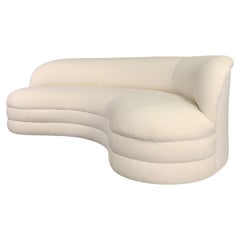 Mittleres gebogenes Sofa im Weiman-Stil, Kidney Bean