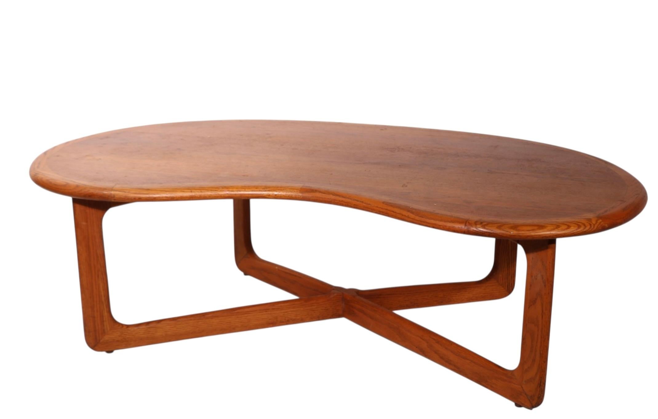 Mid Century Kidney Bean Top Coffee Table by Perception  Lane # 1166 54 For Sale 5