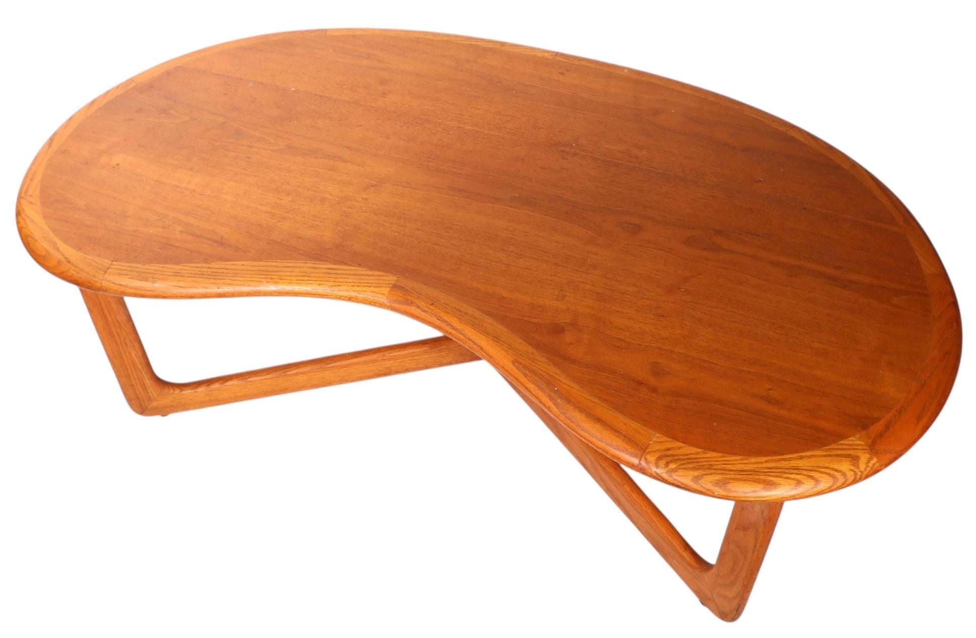 Mid Century Kidney Bean Top Coffee Table by Perception  Lane # 1166 54 For Sale 2