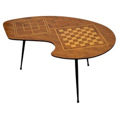Mesa de juego lateral de mediados de siglo para ajedrez y molinos de nueve hombres Morris Italia años 50