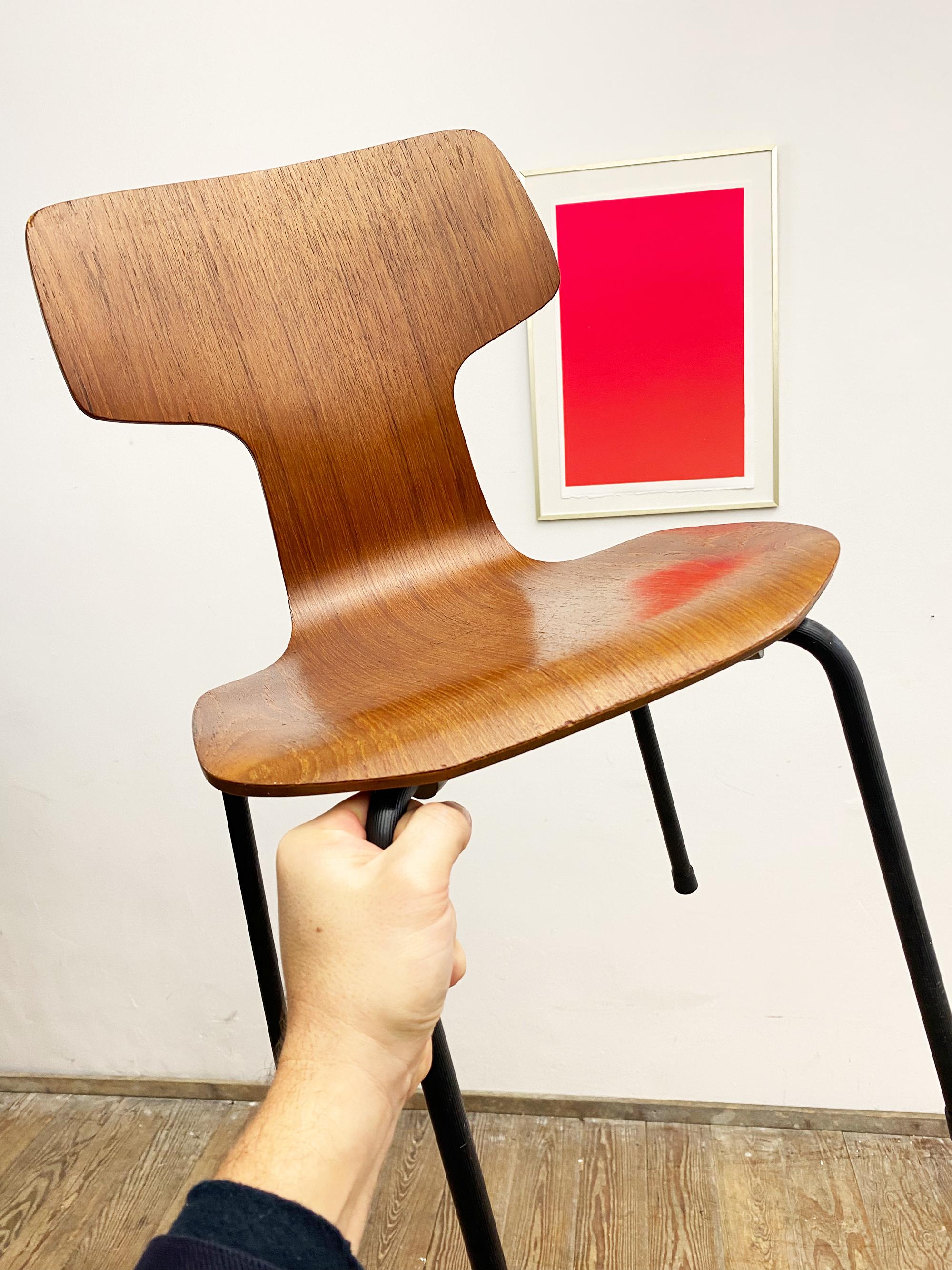 Mid Century Kid's Chair, Model 3123 by Arne Jacobsen for Fritz Hansen, Denmark For Sale 4