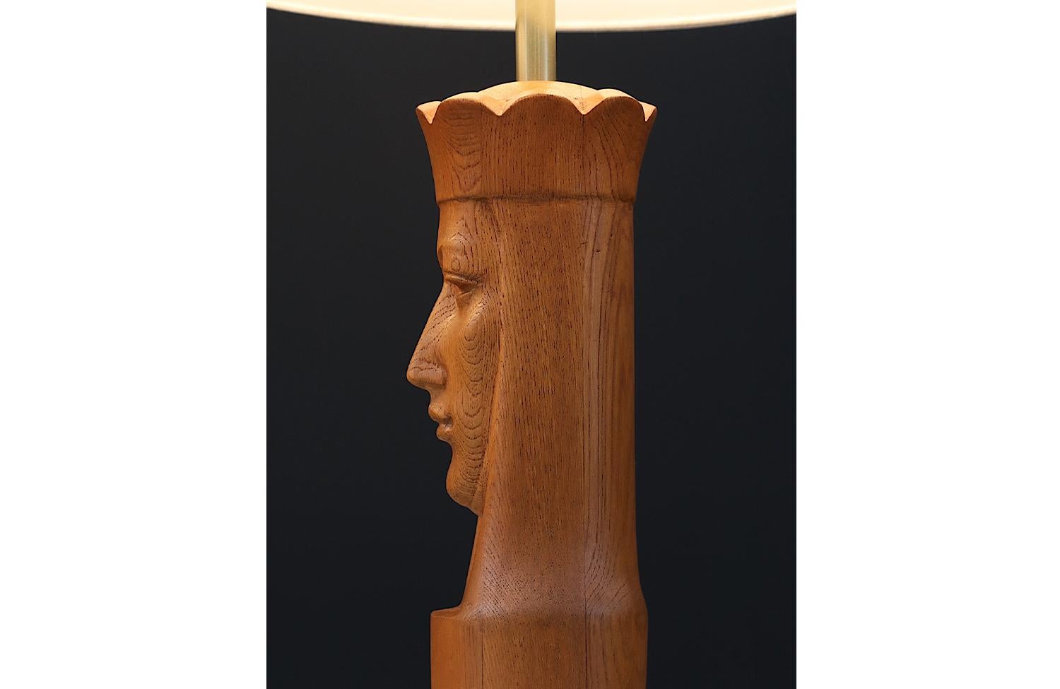 Lámparas de mesa de piezas de ajedrez King & Queen de mediados de siglo, de Lighthouse Co. en venta 3