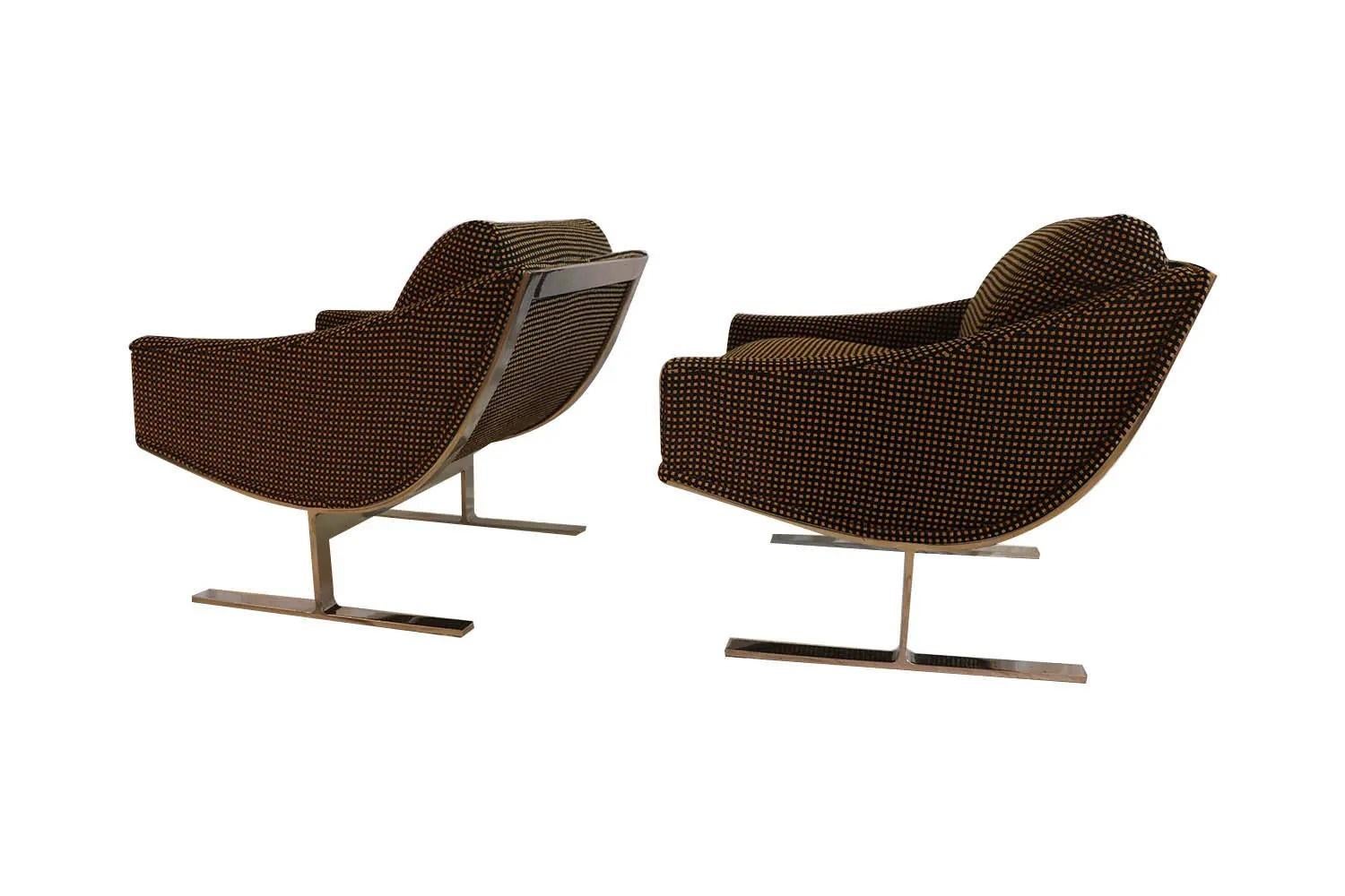Mid-Century Modern Mid Century Kipp Stewart “Arc Lounge Chairs” for Directional For Sale