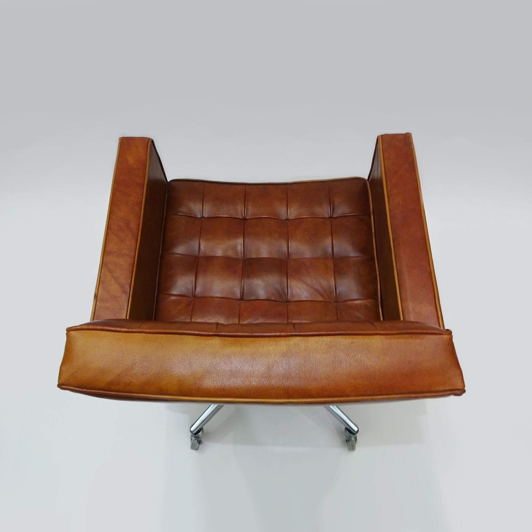 Mid-20th Century Midcentury Knoll Cognac Leather and Aluminum Task Chair by Vincent Cafiero
