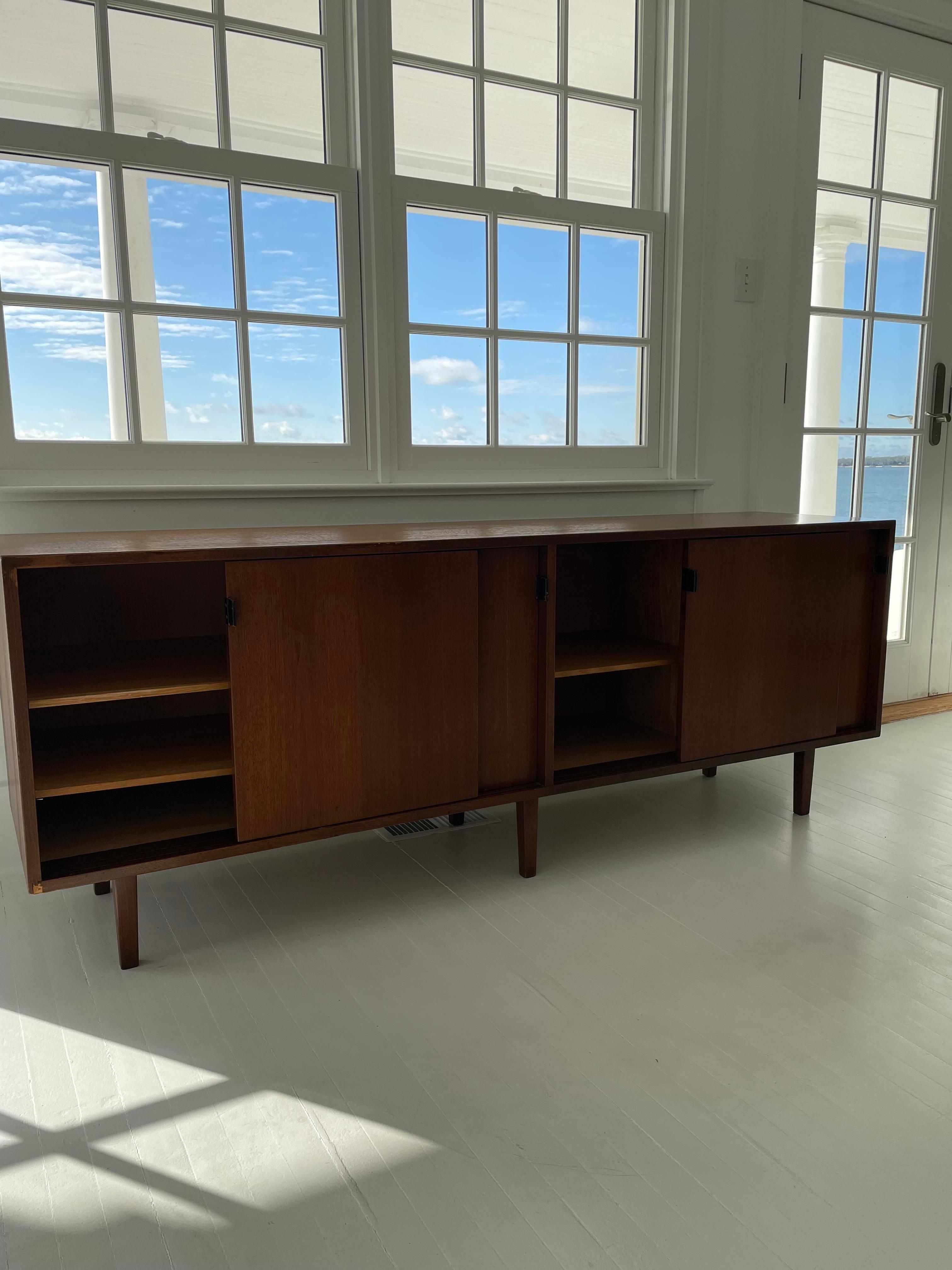 Mid Century Knoll Four Door Walnut Credenza with Leather Pulls  For Sale 4