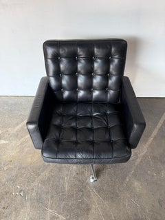 Mid century Knoll Vincent Cafiero Black Leather executive office desk chair
