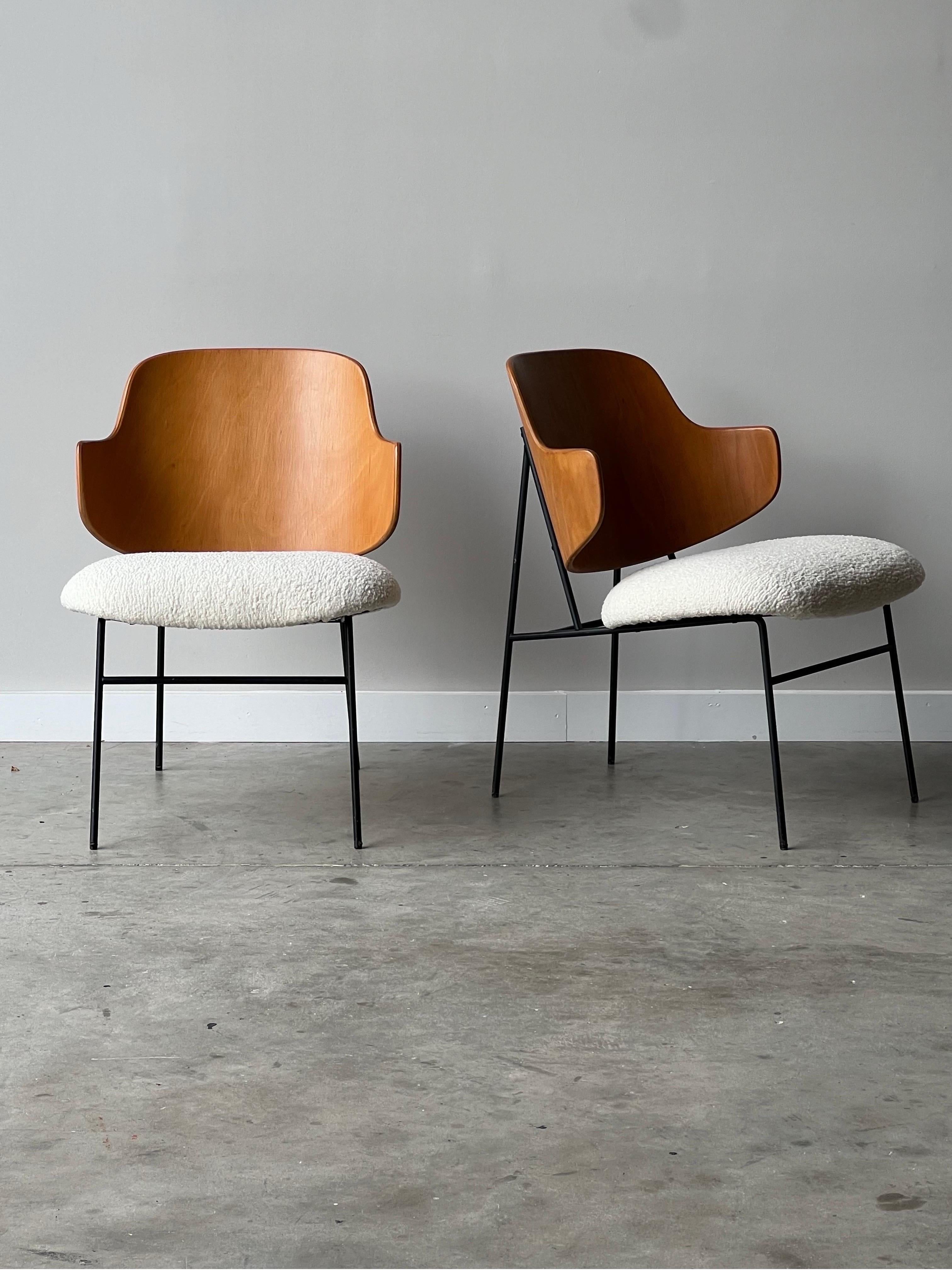 Milieu du XXe siècle Paire de chaises Penguin de Kofod Larsen, mi-siècle en vente