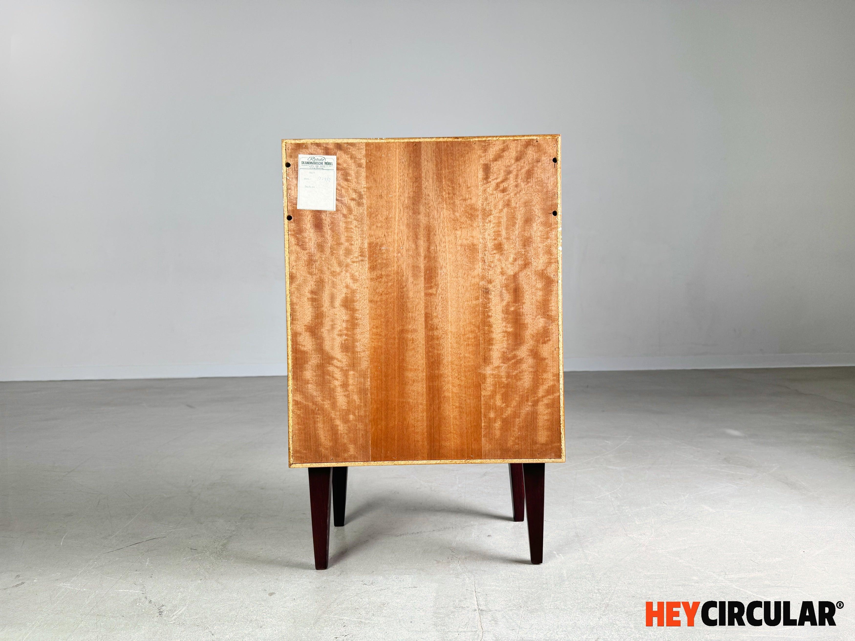 Metà XX secolo Mid Century Kommode Nachttisch RT Möbel Heinrich Riestenpatt Teak in vendita