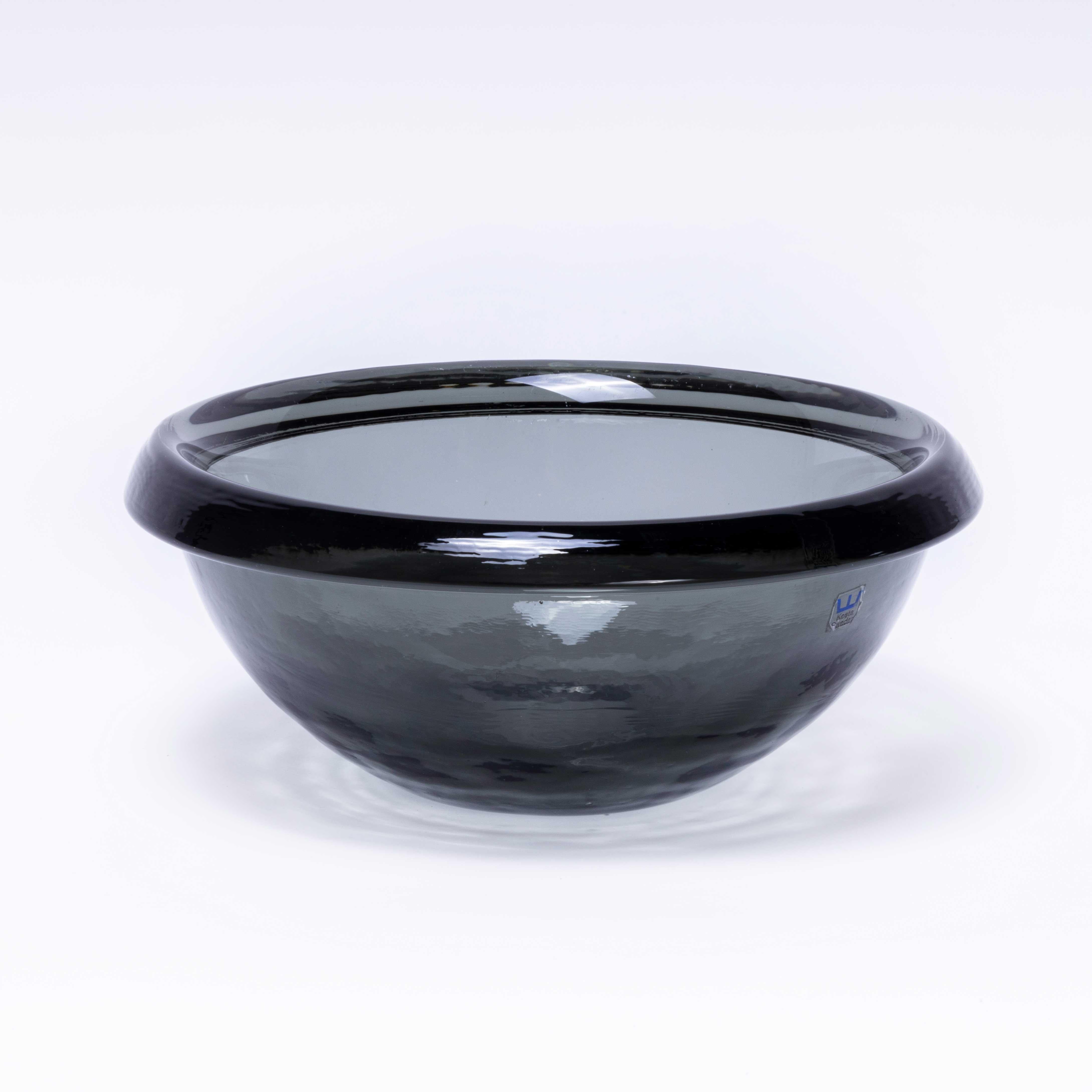 Mid Century Kosta Boda Swedish Glass Art Bowl In Good Condition For Sale In Hook, Hampshire
