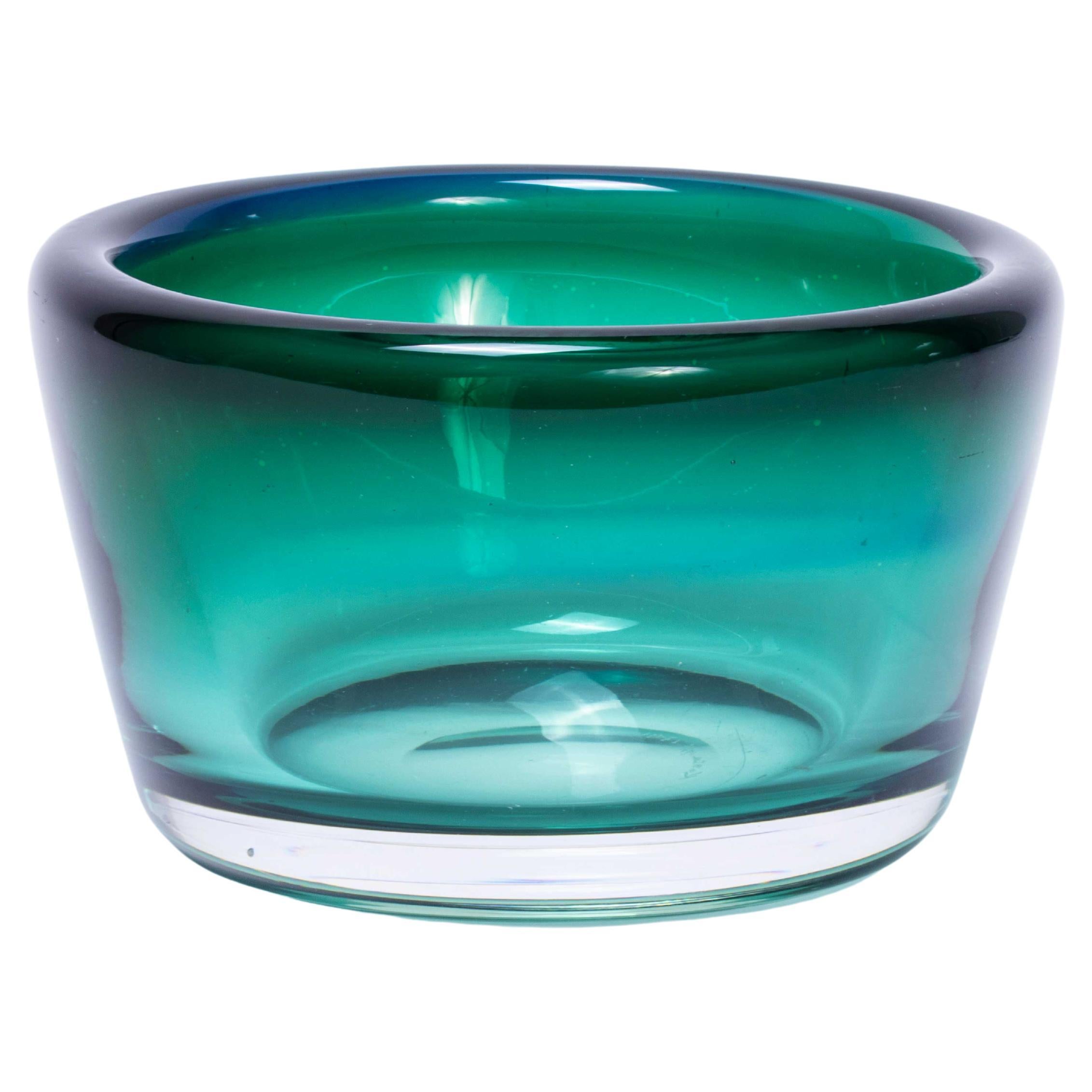 Mid Century Kosta Vicke Lindstrand Bowl, Boda Art Glass For Sale