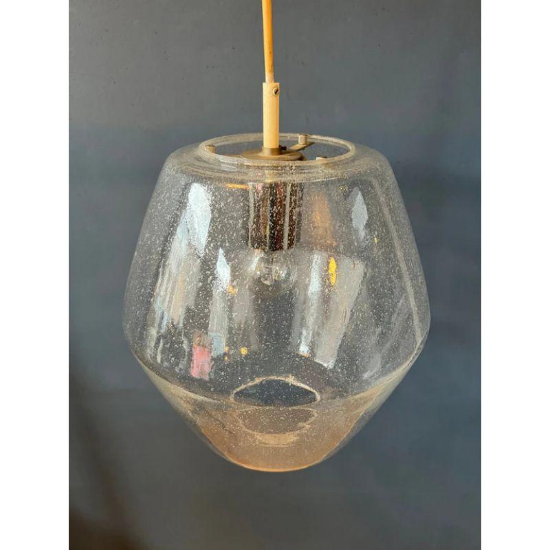 Mid Century Kristall B1217 Pendant Lamp in Murano and Opaline Crystal by Raak In Good Condition For Sale In ROTTERDAM, ZH